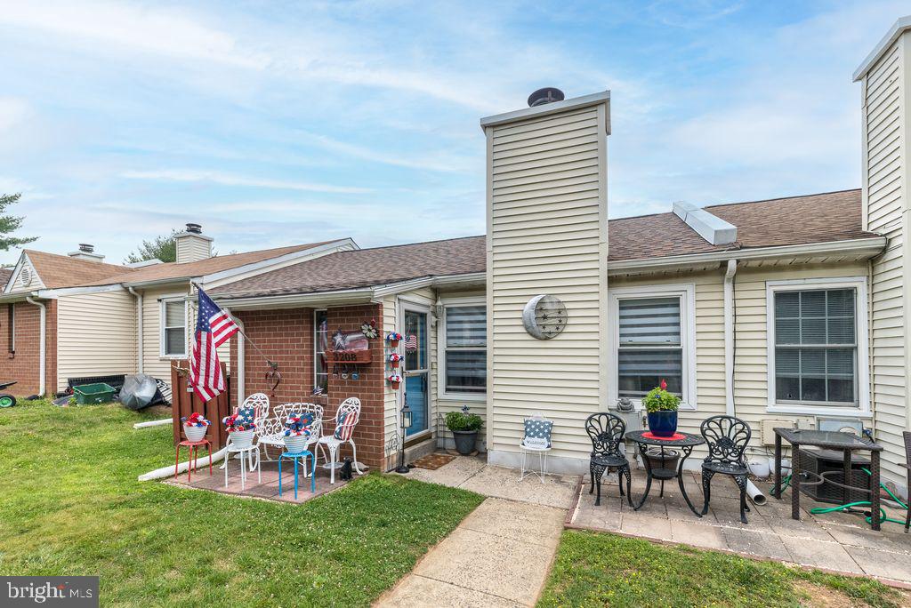 NESHAMINY VALLEY - Residential