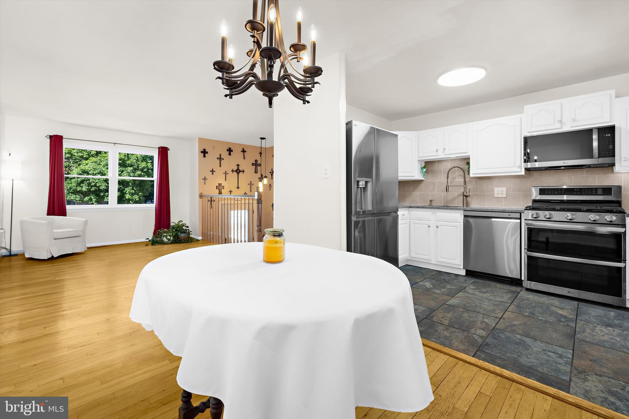 VILLAGE OF OLDE MILL - Residential