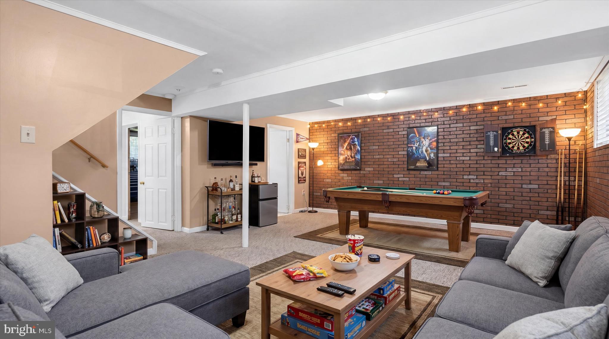 VILLAGE OF OLDE MILL - Residential