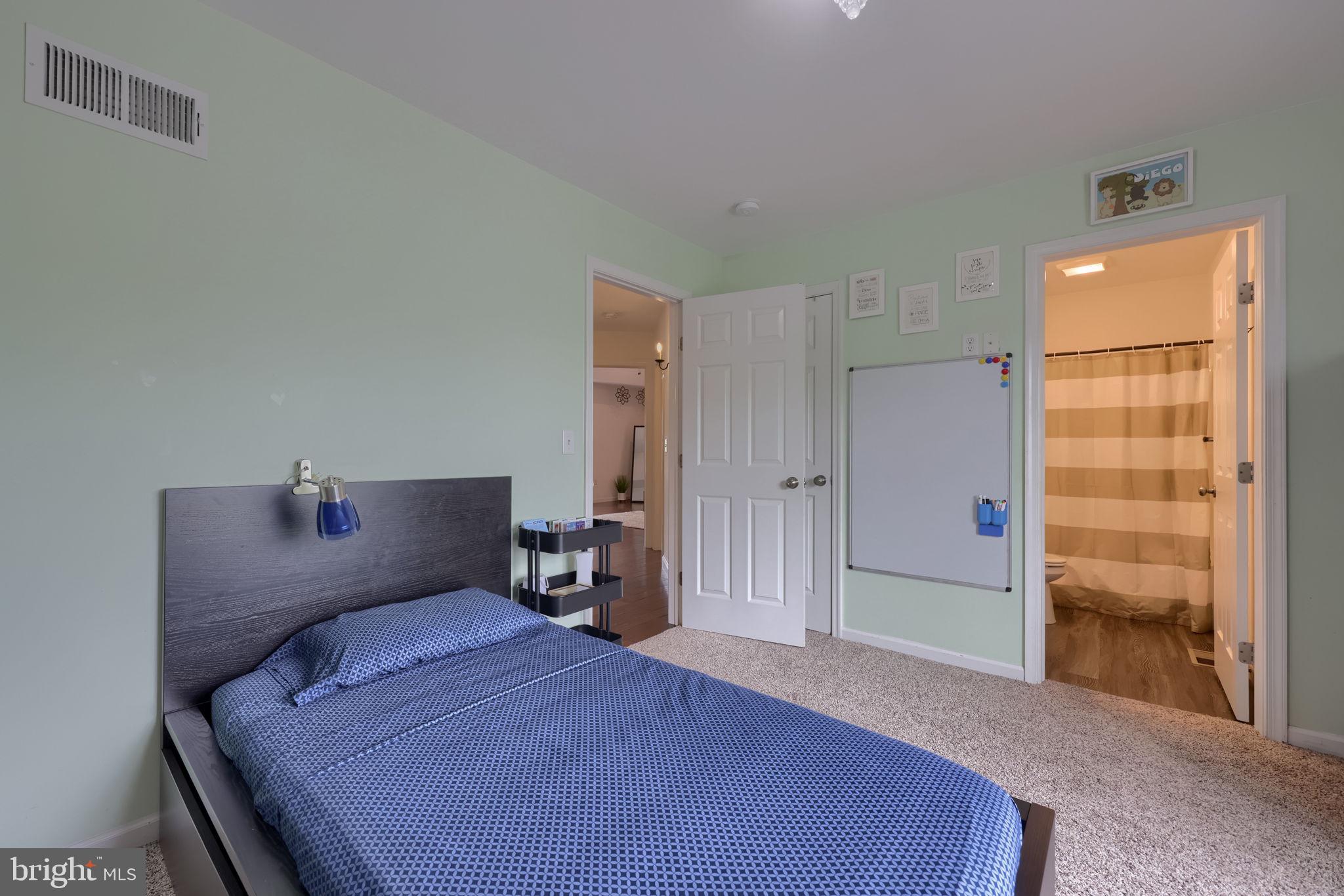PENNS CROSSING - Residential