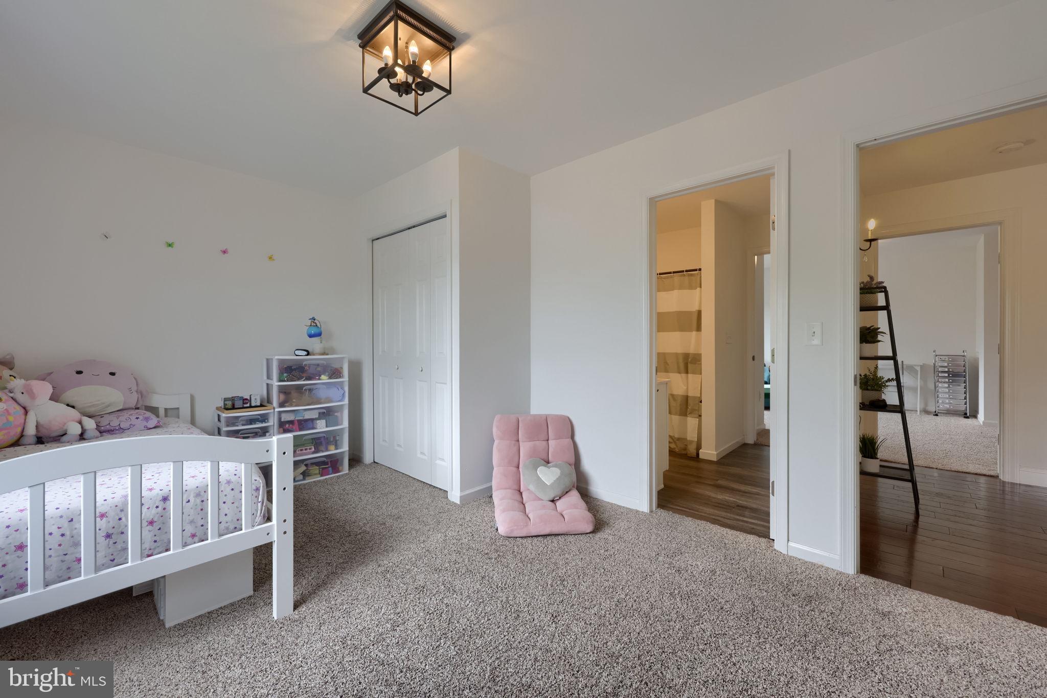 PENNS CROSSING - Residential