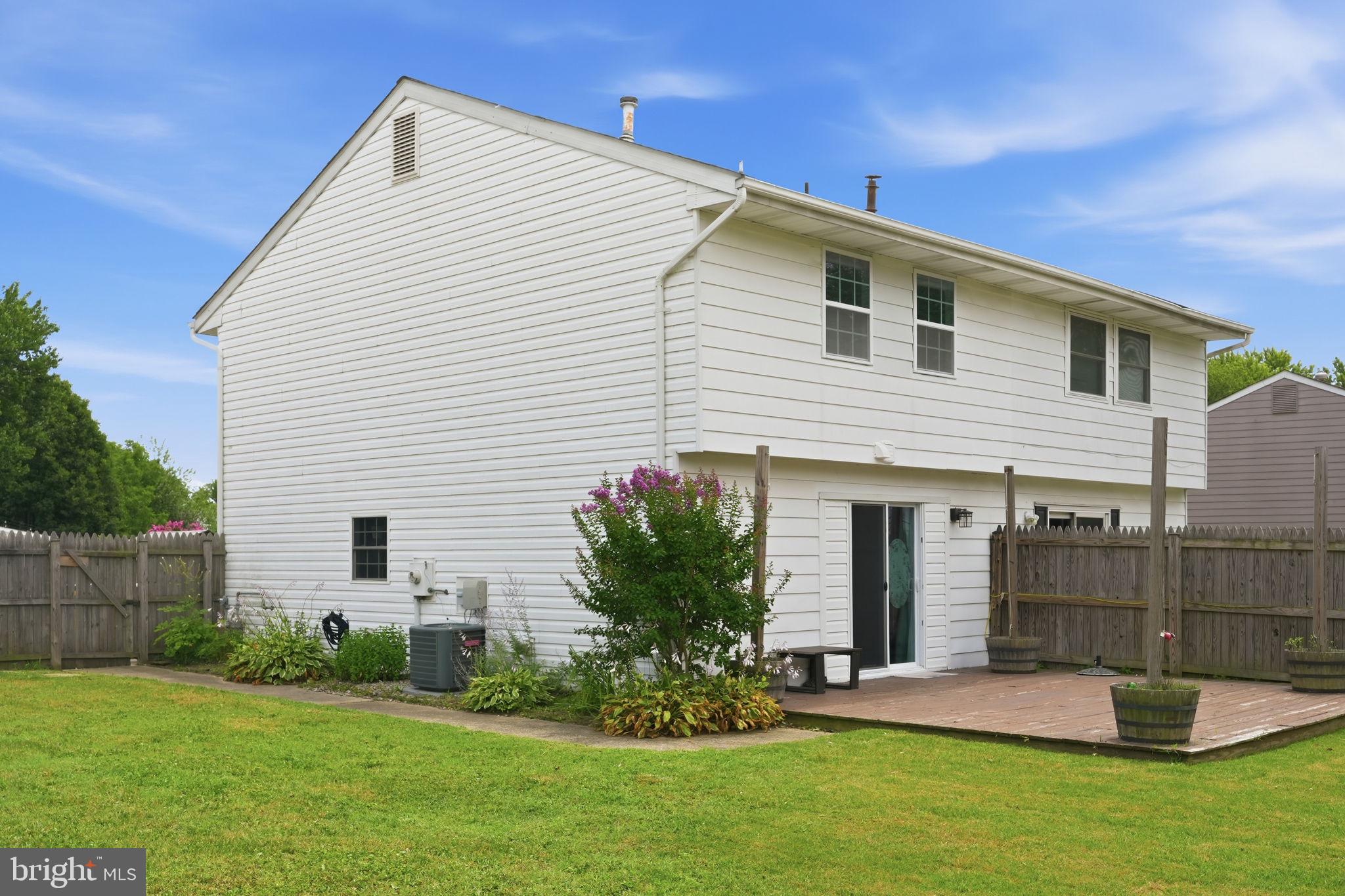 ROCK CREEK ESTATES - Residential