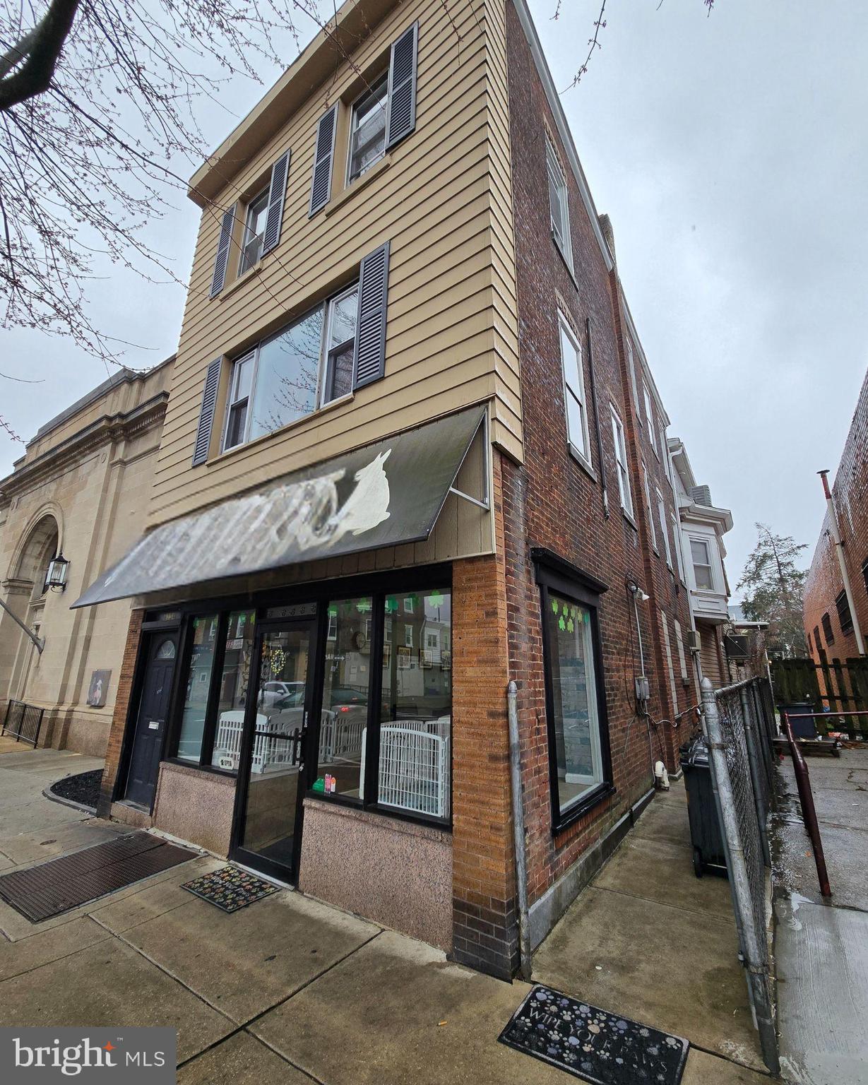 Prominent standalone storefront available for lease on Ridge Avenue. This highly visible property offers a prime location for businesses seeking to establish a strong presence. The space can be delivered as a vanilla box, build-to-suit opportunity, or tenants may choose to utilize their own contractor.

Base rent is $2,000 per month plus NNN, with annual 3% increases. Tenants are responsible for all utilities and will also have access to the full basement, ideal for storage needs.

We are seeking a dynamic business to enhance the Ridge Avenue corridor, think exciting retail, yoga/barre studio. Please note: convenience stores, vape/tobacco shops, and hair/nail salons will not be considered. Thank you for understanding.