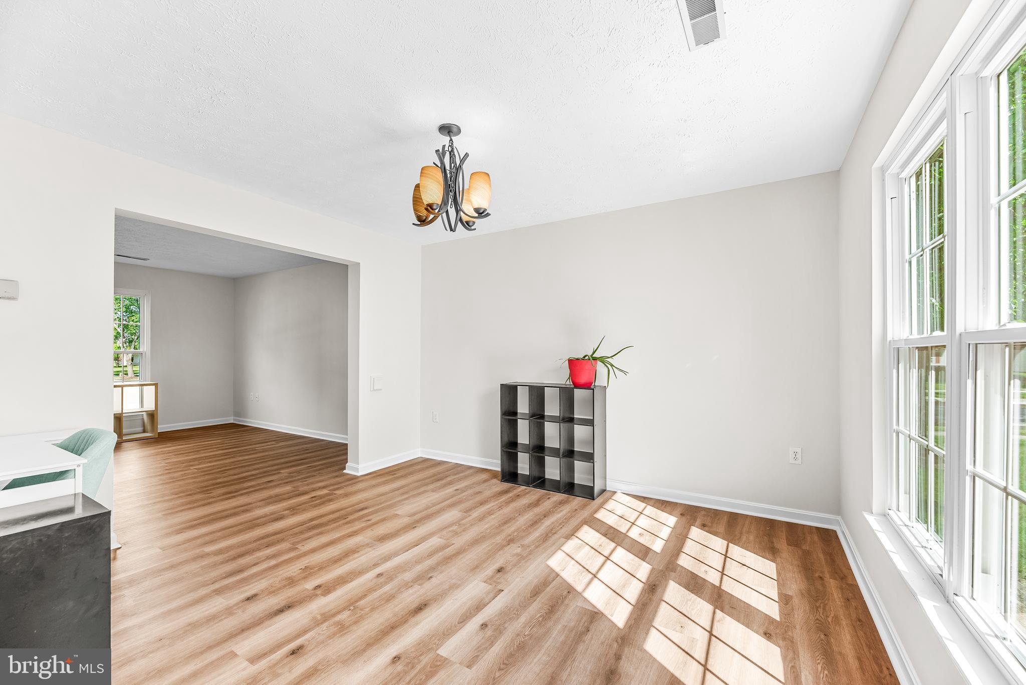 ST CHARLES SUB - DORCHESTER - Residential