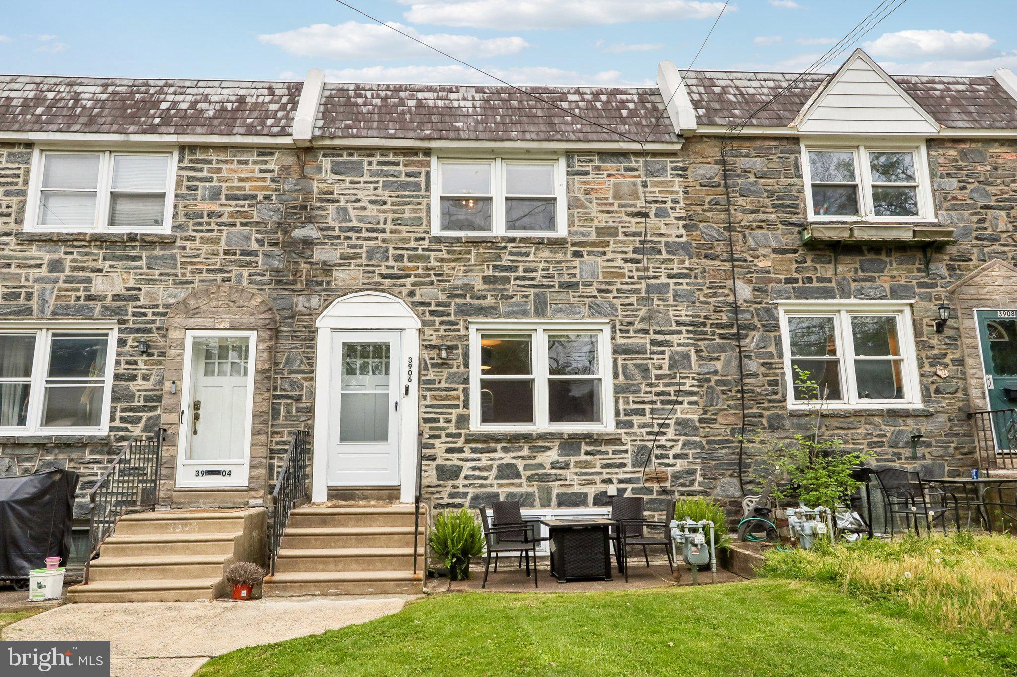 Welcome to this lovely, bright, and freshly painted move-in ready rowhome in Drexel Hill. Enter through the charming front yard and patio into an open-concept main level featuring beautiful hardwood floors. The sun-filled living room boasts a large front window and flows seamlessly through an elegant archway into the dining room—perfect for everyday living and entertaining. The dining area opens directly into the updated kitchen, complete with a newer refrigerator. Upstairs, you’ll find three spacious bedrooms, including a front primary bedroom highlighted by a large window that fills the room with natural light. All bedrooms share a full hall bathroom. The basement adds valuable functionality with a laundry area featuring a newer washer and dryer. An exterior door leads out to the private rear driveway and attached one-car garage. Additional updates include a newer roof and a new storm door. Conveniently located near public transportation, Kent Park, and just a short commute to Center City, this home offers both comfort and accessibility. Mortgage savings may be available for buyers of this listing.