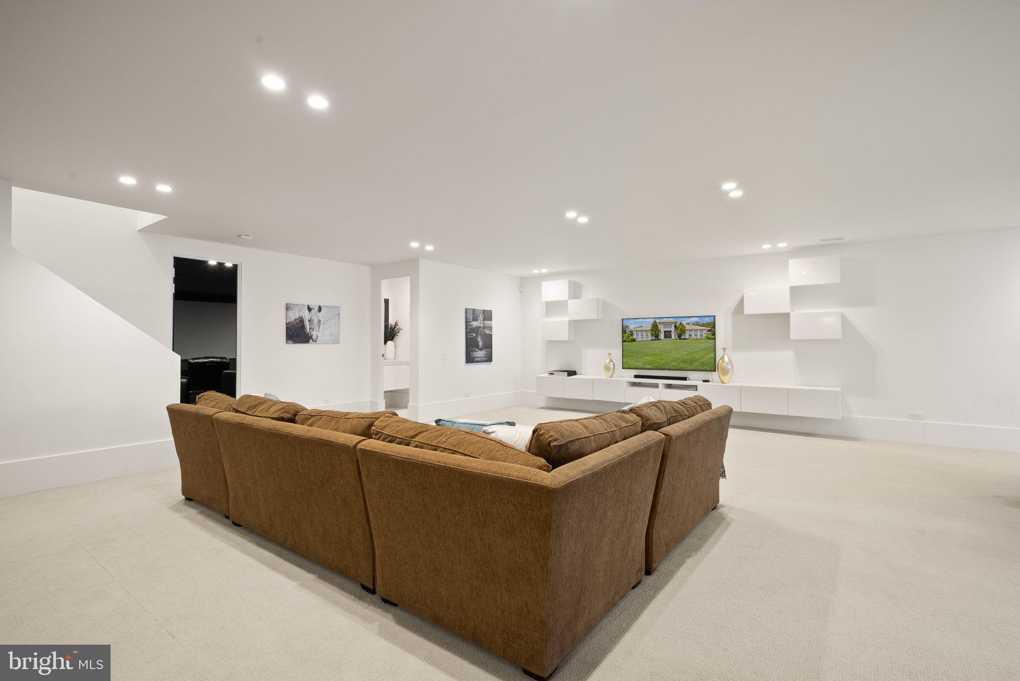 GRANT AT WILLOWSFORD - Residential