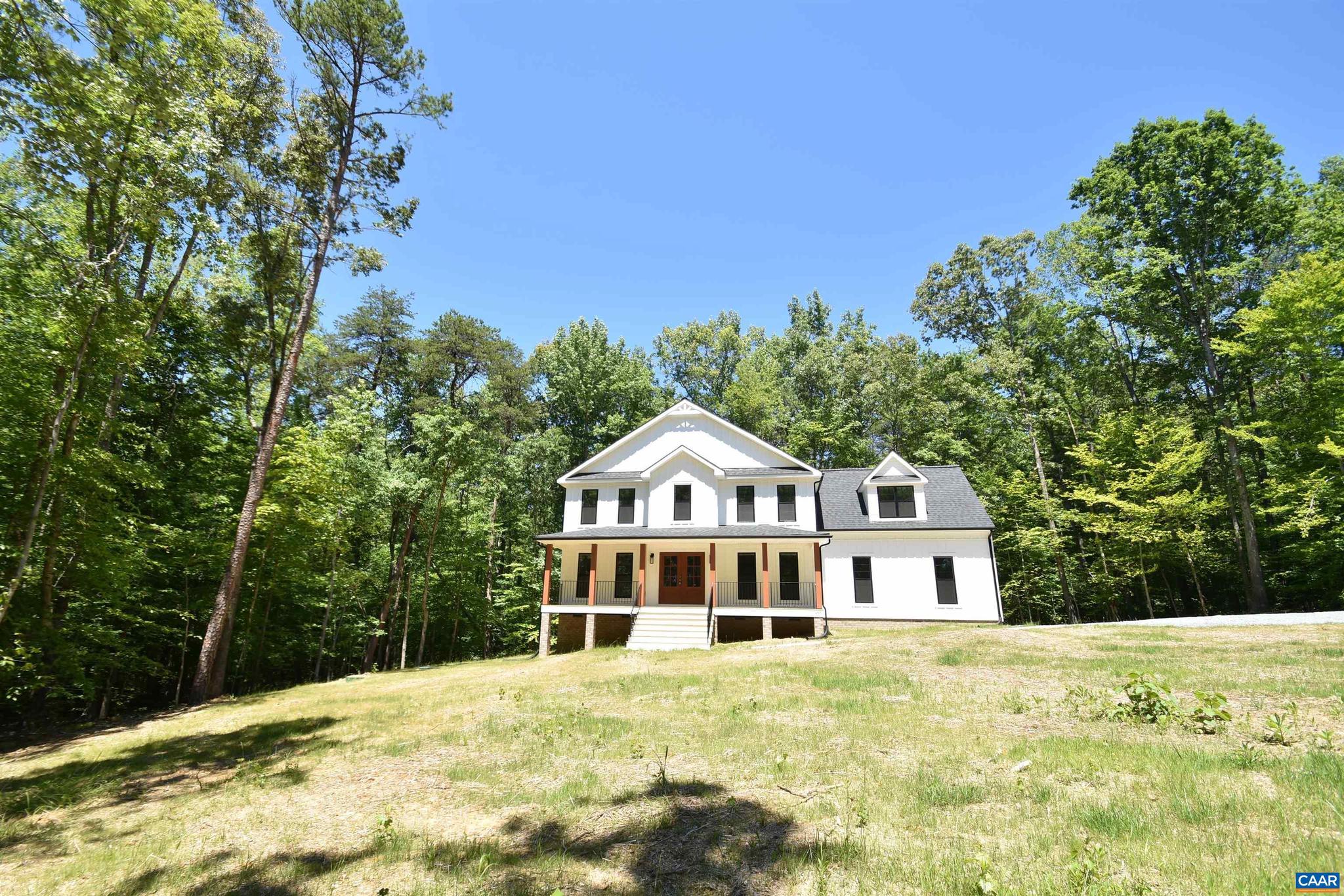 HUNTERS LAKE - Residential