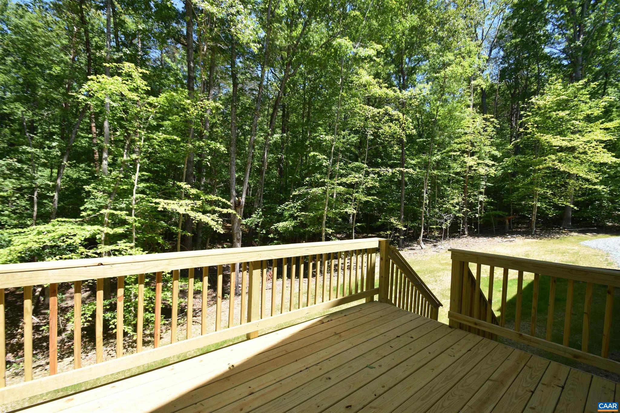 HUNTERS LAKE - Residential