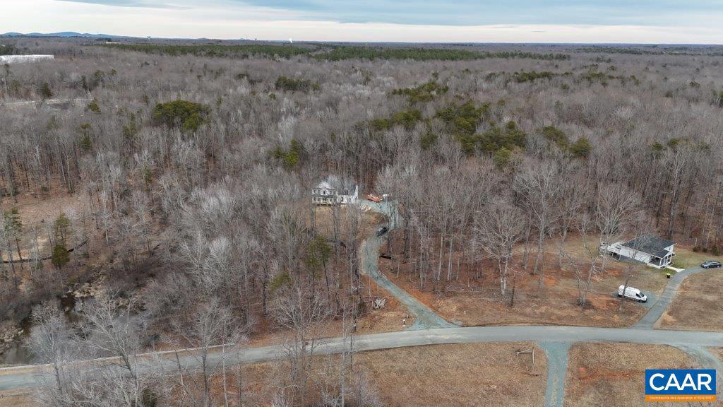 HUNTERS LAKE - Residential