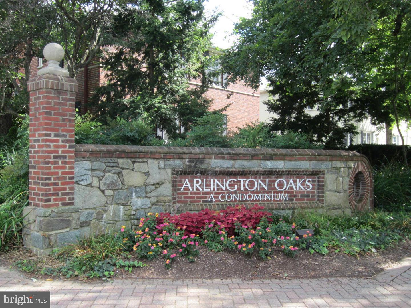 ARLINGTON OAKS - Residential Lease
