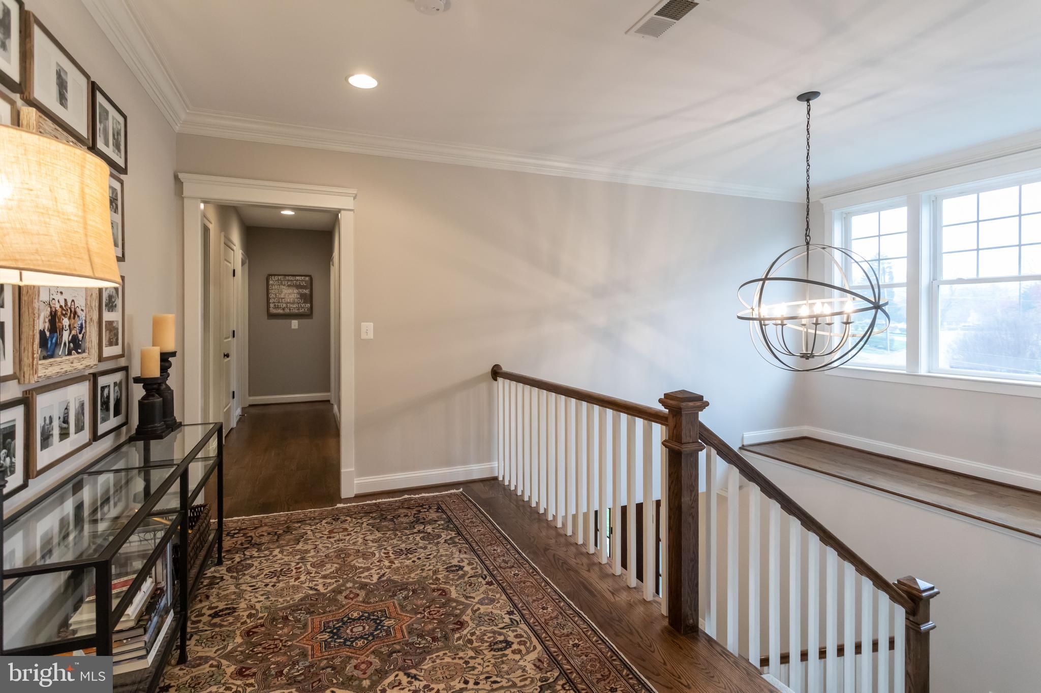 CHURCHILL - Residential