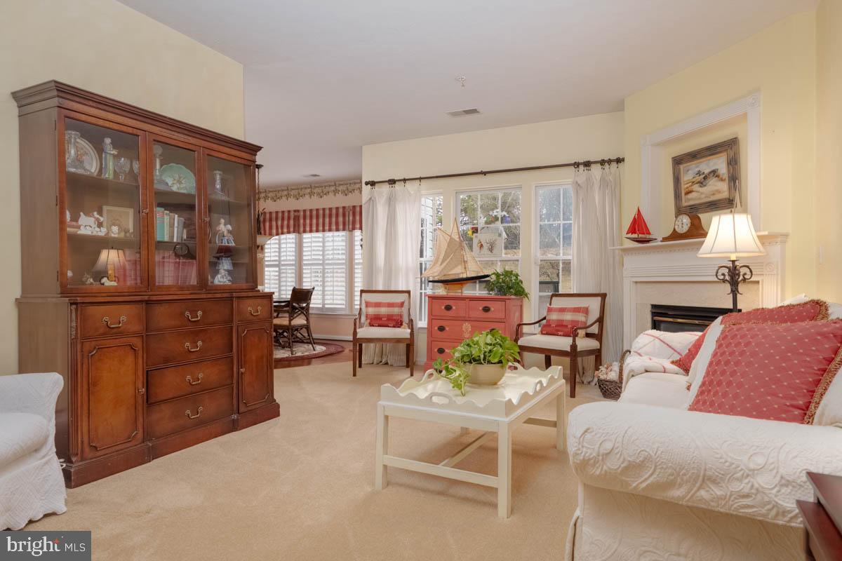 WINDSOR AT PERRY HALL FARMS - Residential