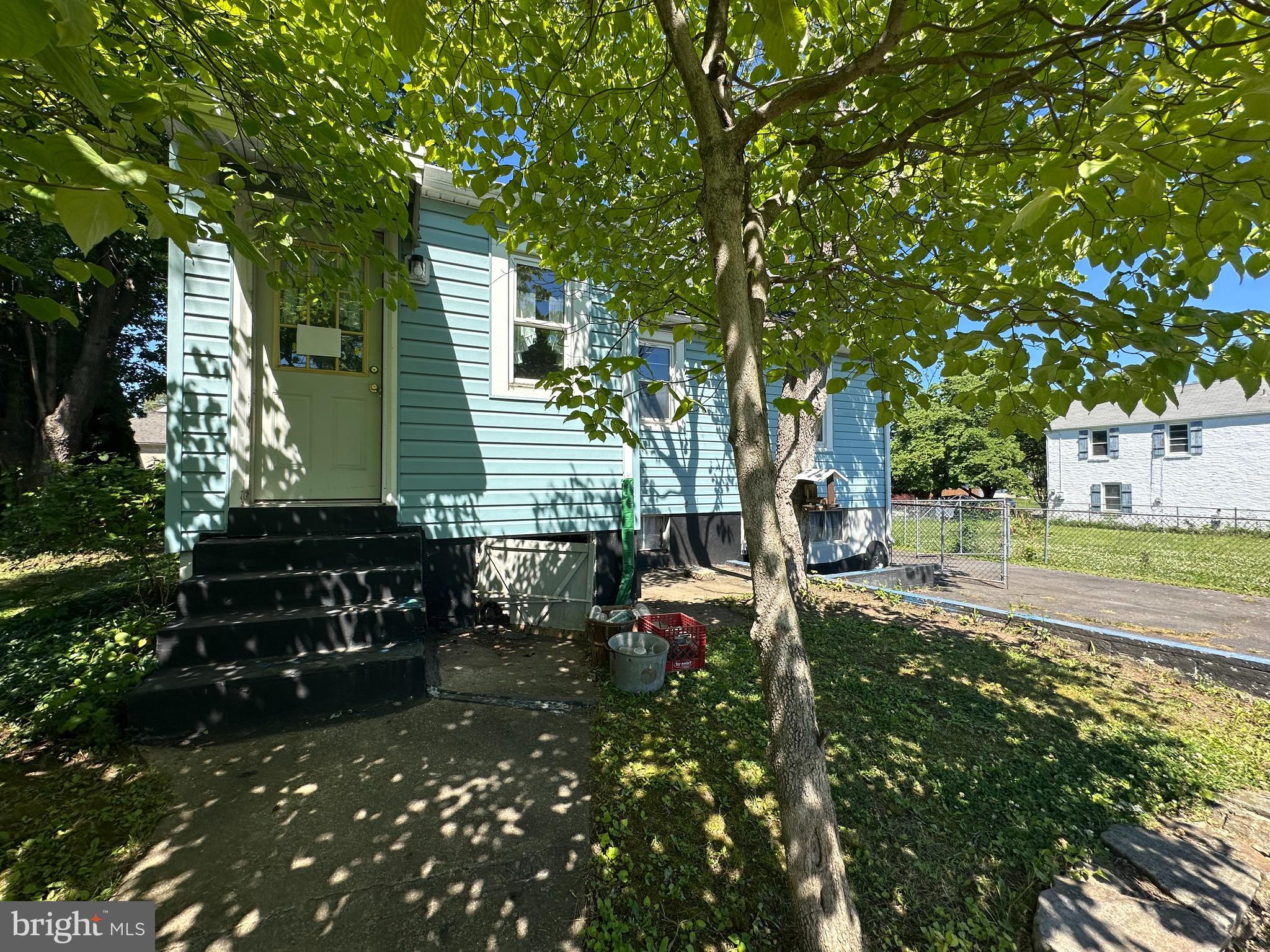 BROOKLAND TERRACE - Residential