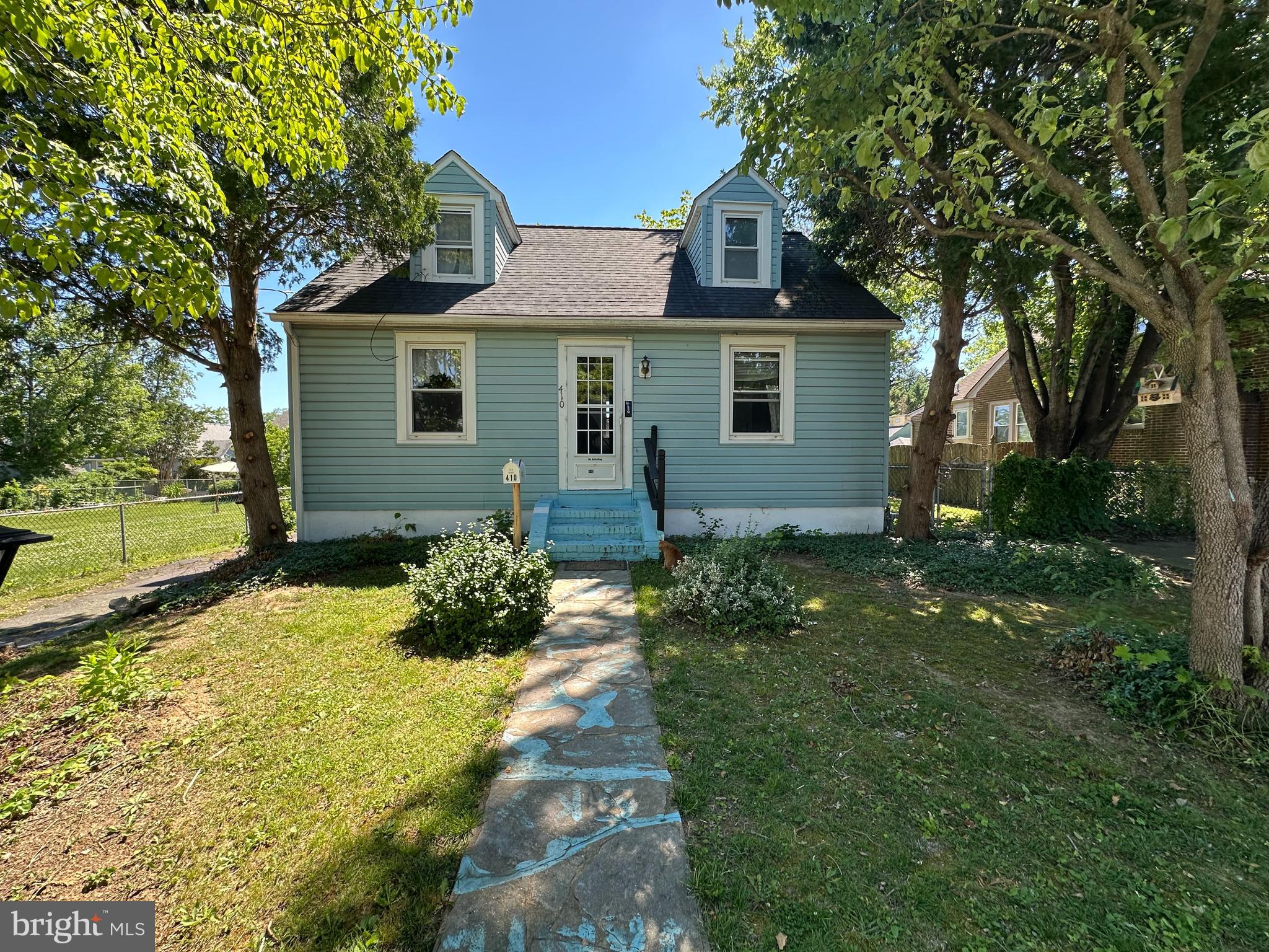 BROOKLAND TERRACE - Residential