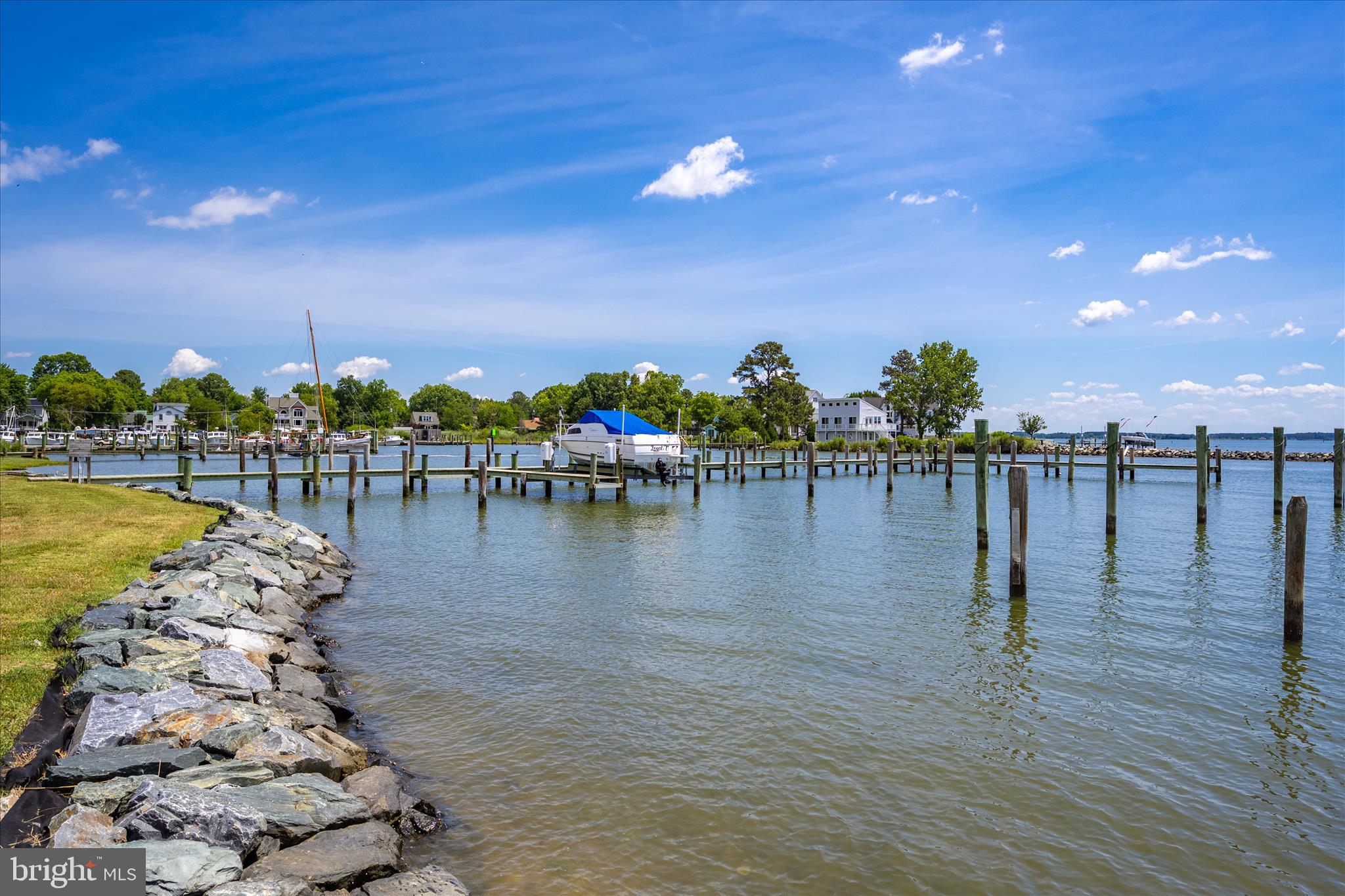 TILGHMAN ISLAND - Residential
