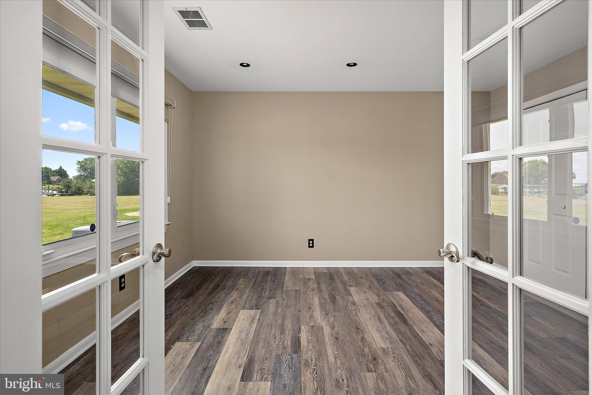 TILGHMAN ISLAND - Residential