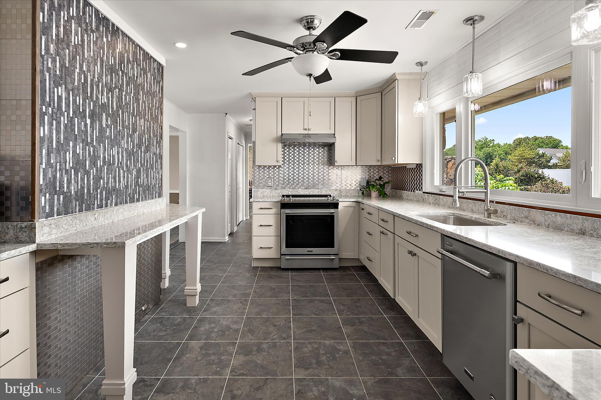 TILGHMAN ISLAND - Residential