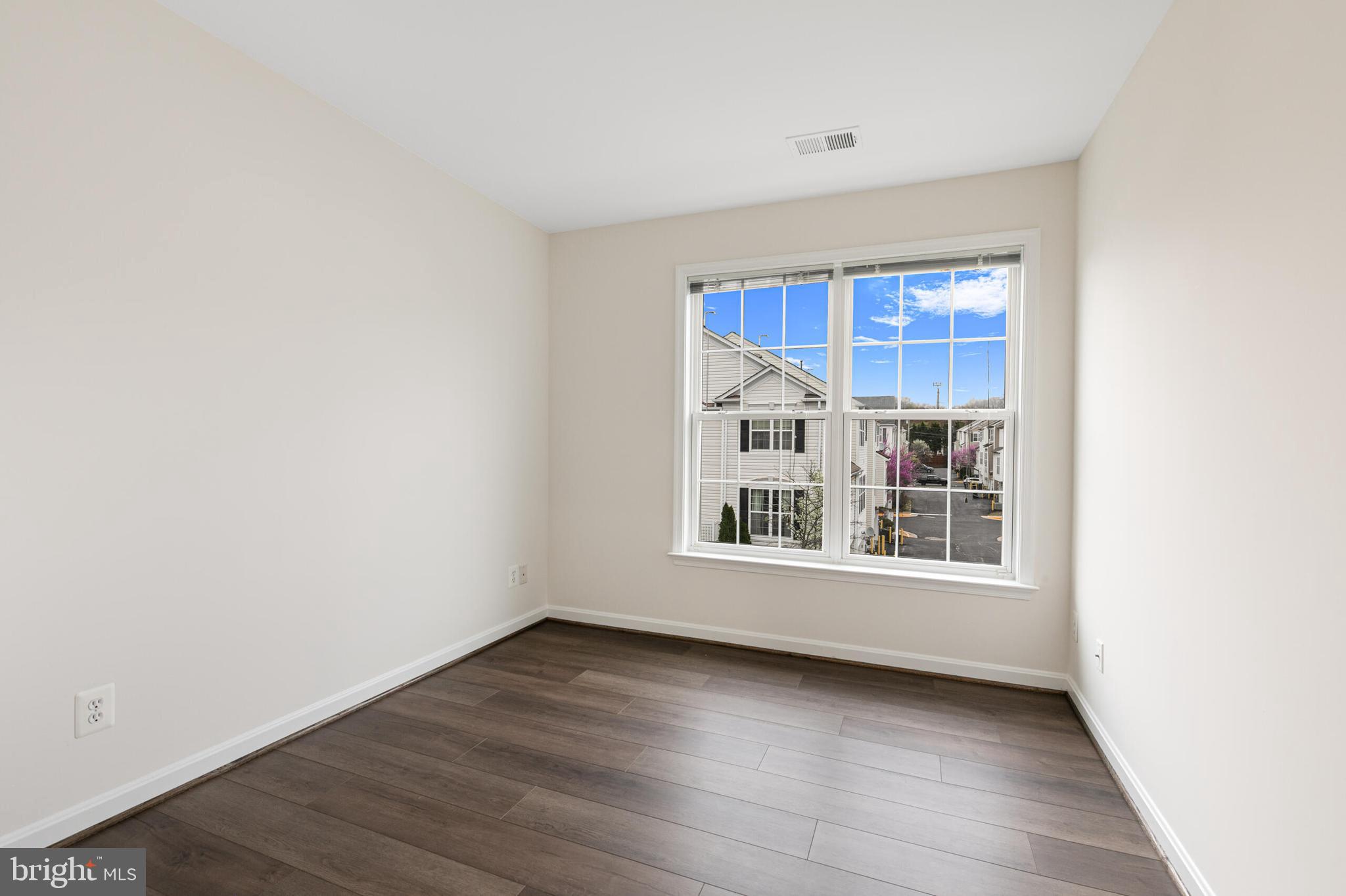 FAIRCREST - Residential