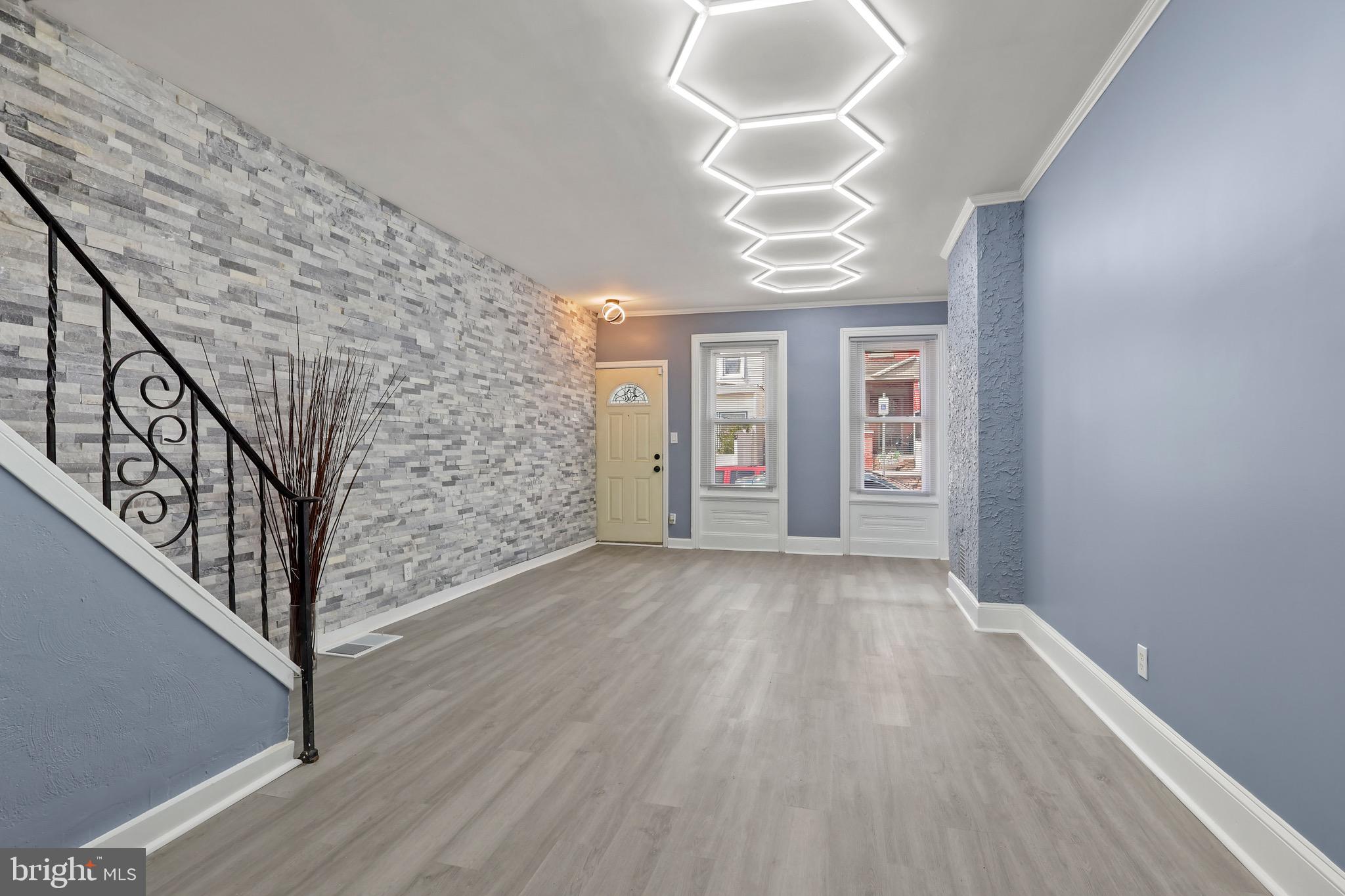 FRANKFORD - Residential