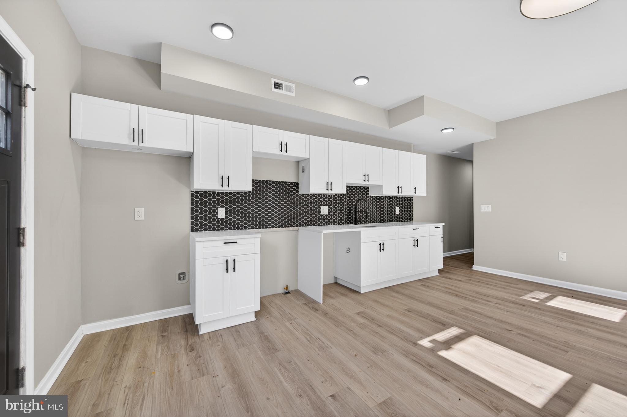 RICHNOR SPRINGS - Residential