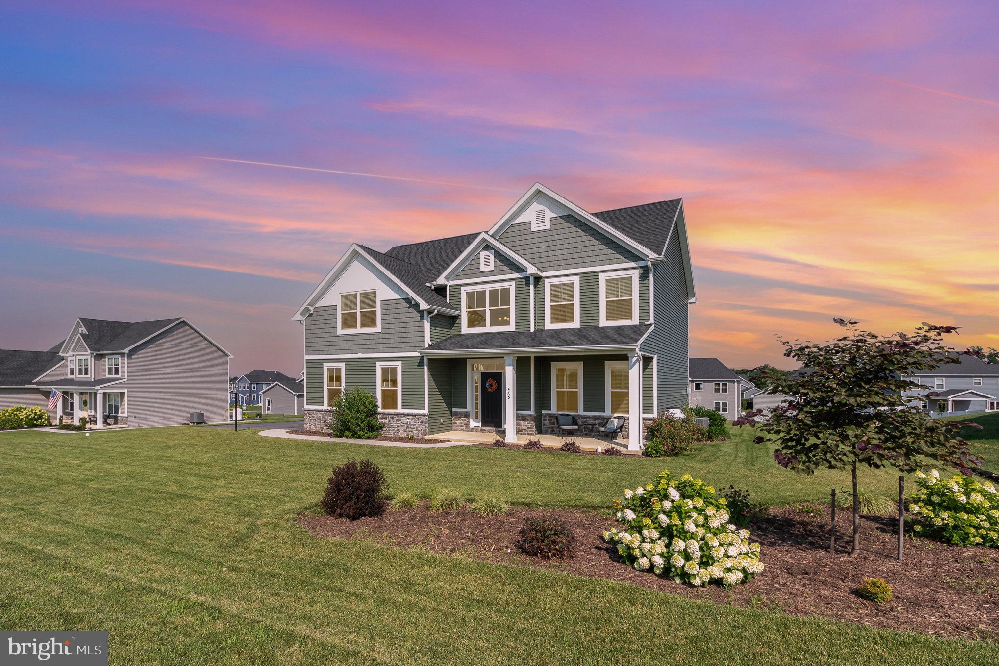 GRAND POINT CROSSING - Residential