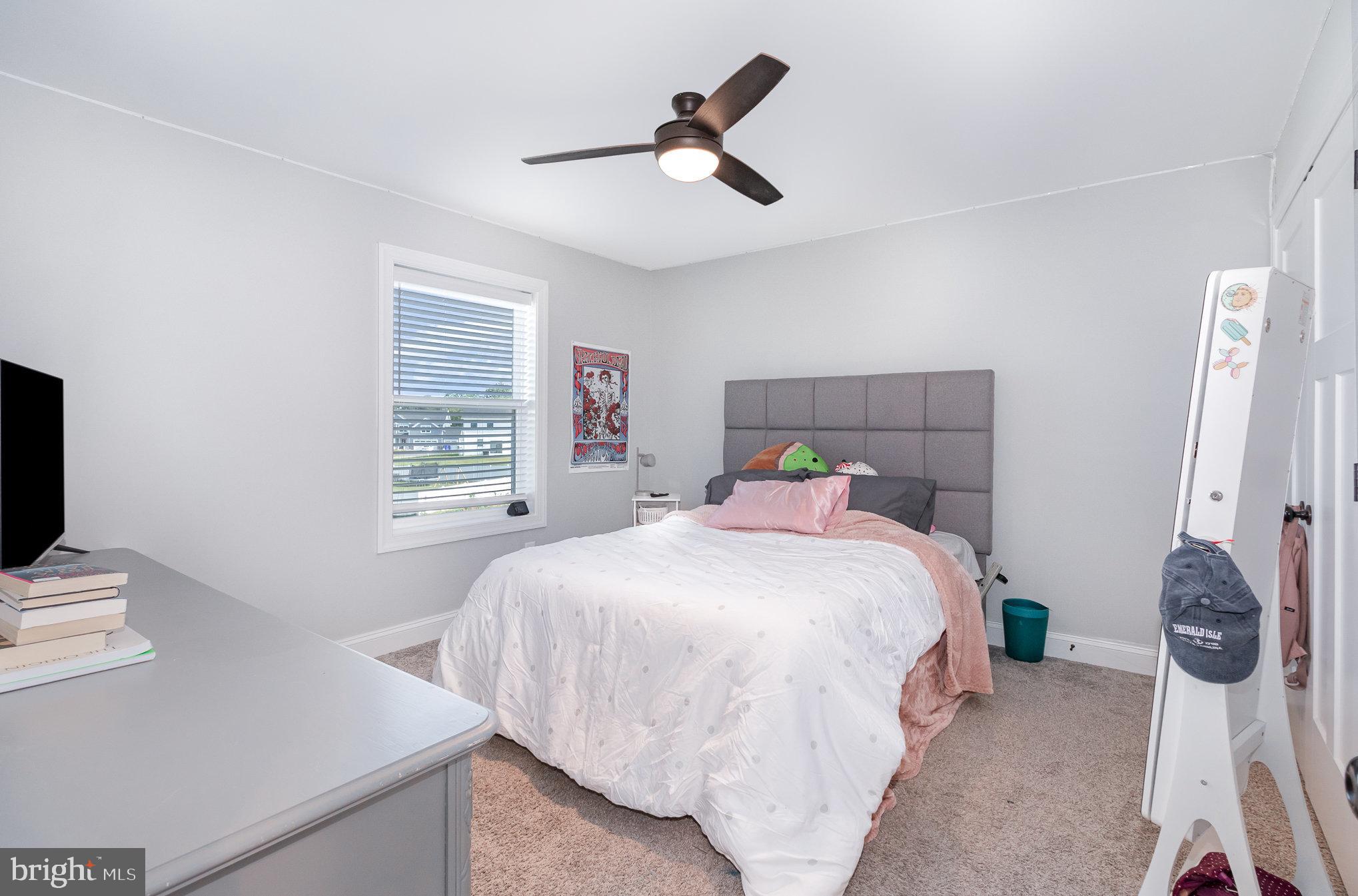 GRAND POINT CROSSING - Residential