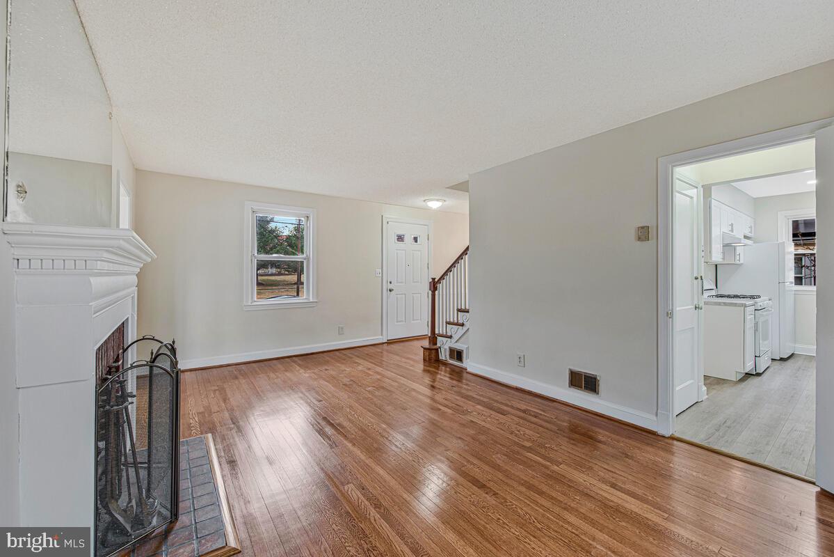 AVONDALE TERRACE - Residential