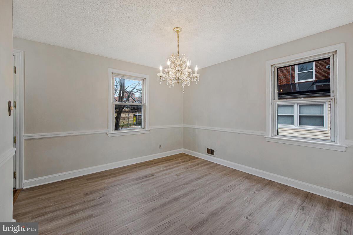 AVONDALE TERRACE - Residential
