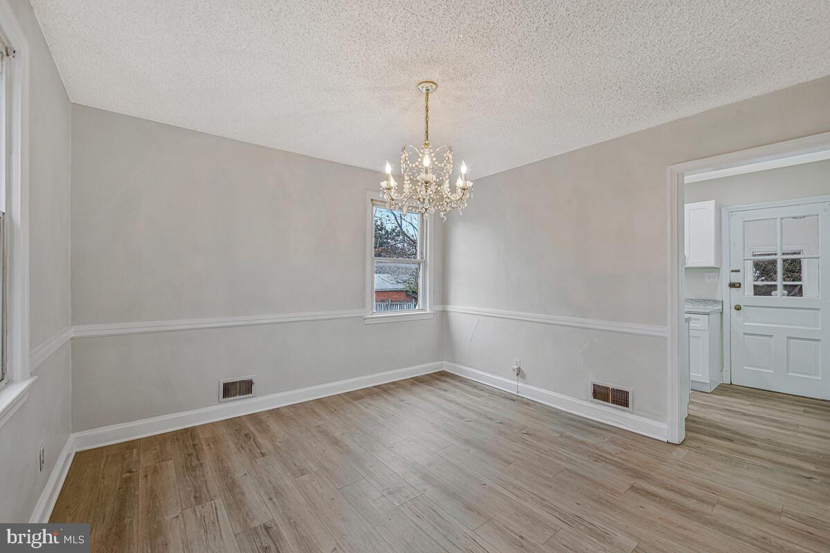 AVONDALE TERRACE - Residential