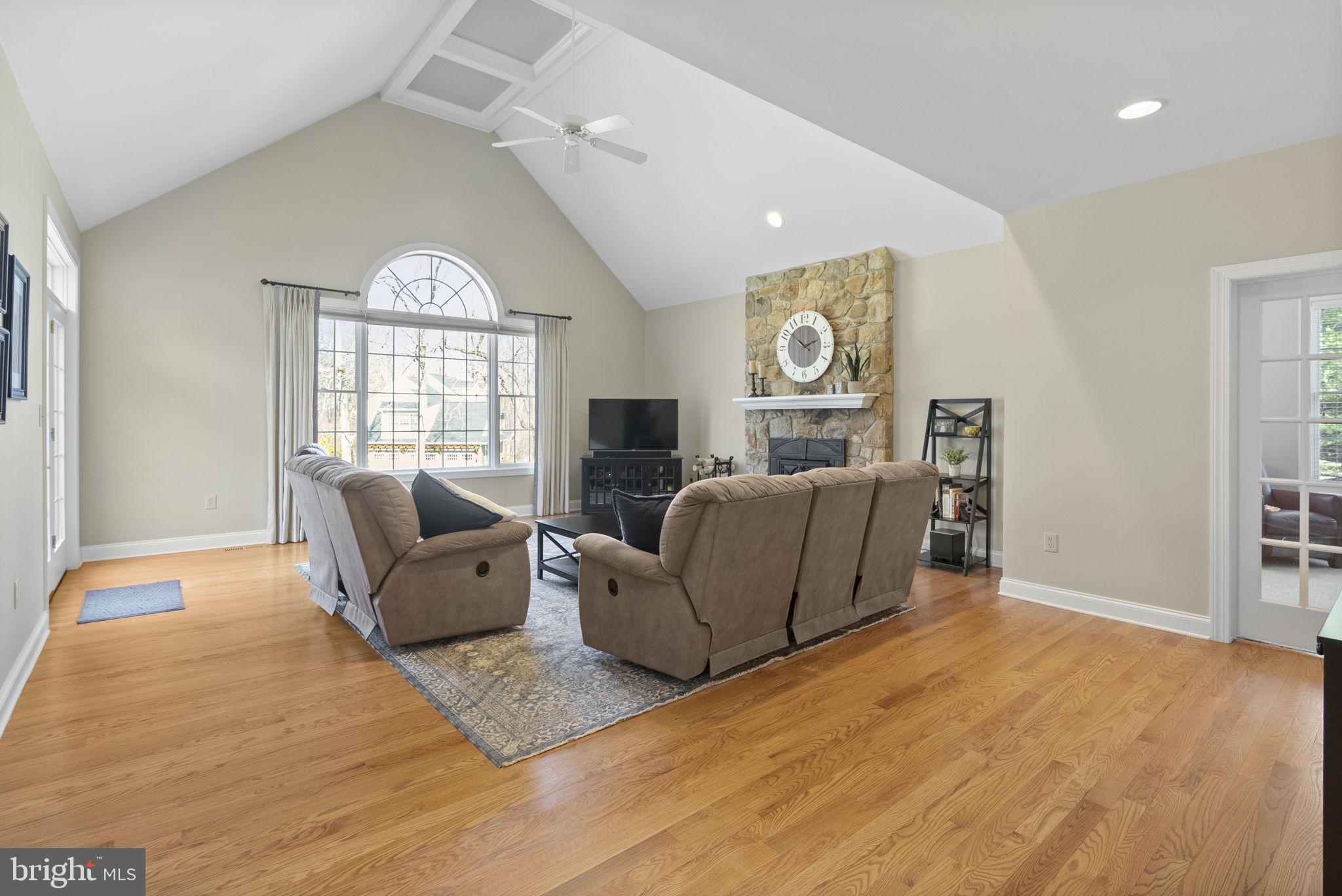 MERRYMET FARMS - Residential
