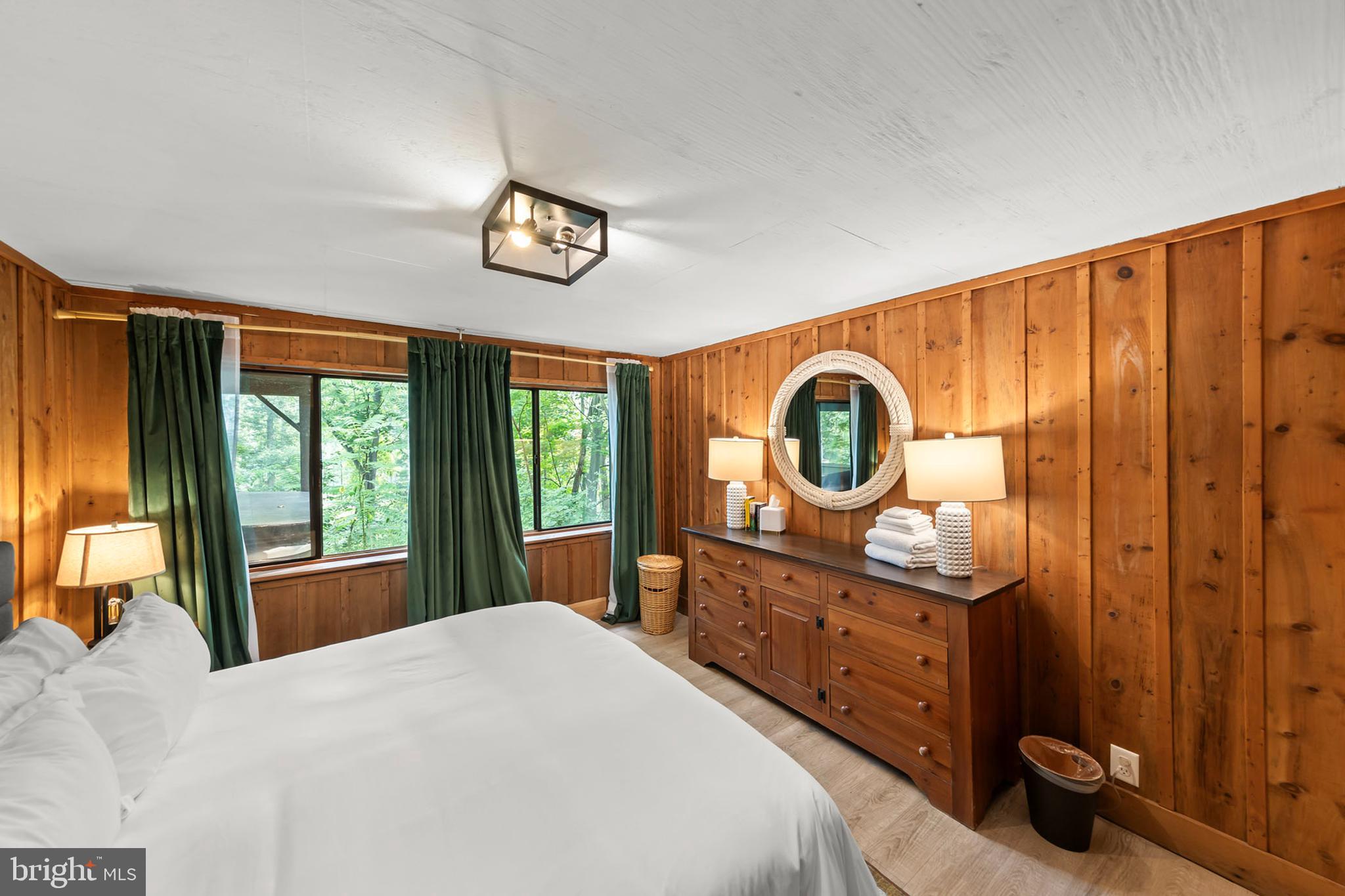CEDAR POINT - Residential
