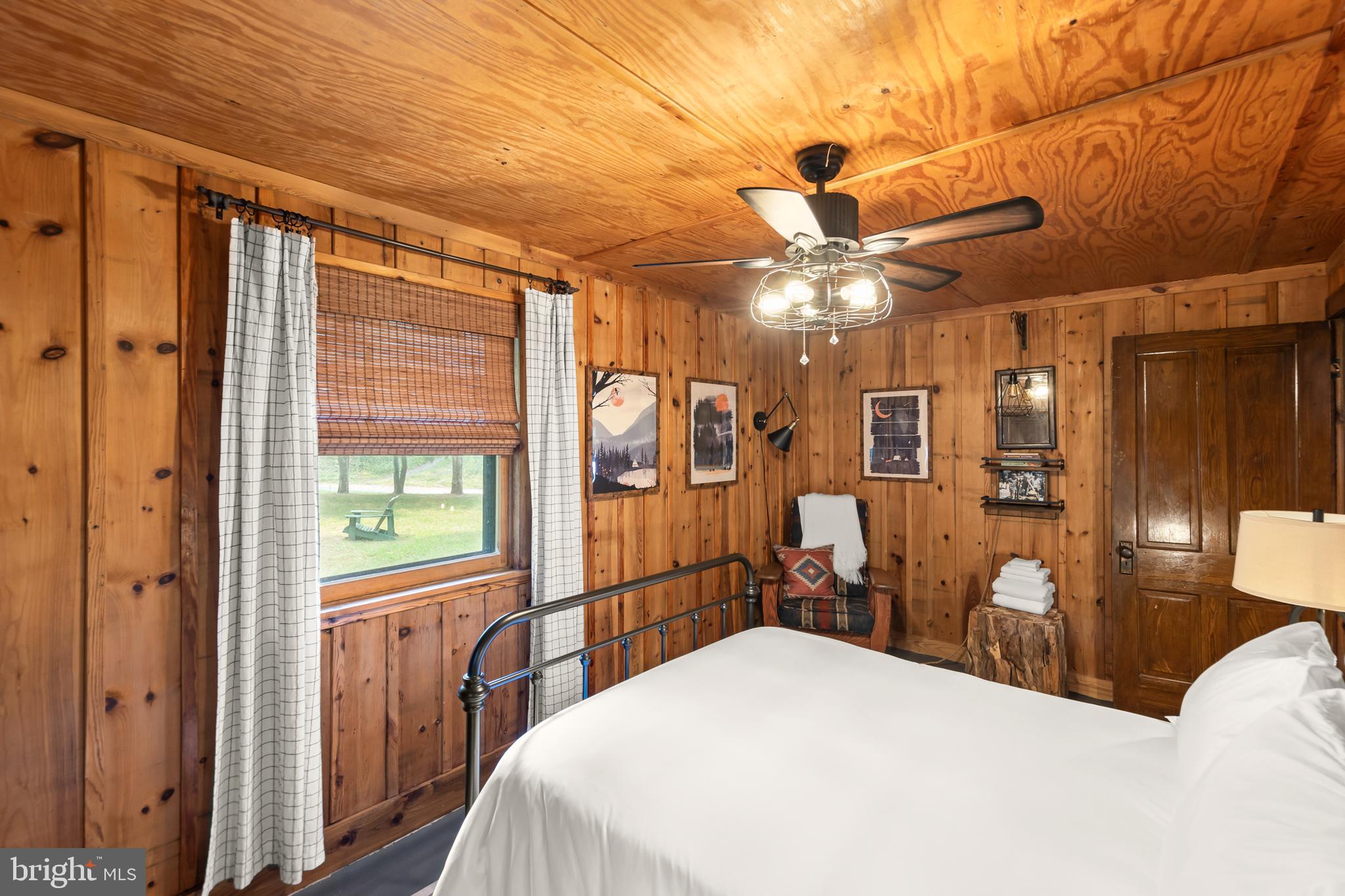 CEDAR POINT - Residential