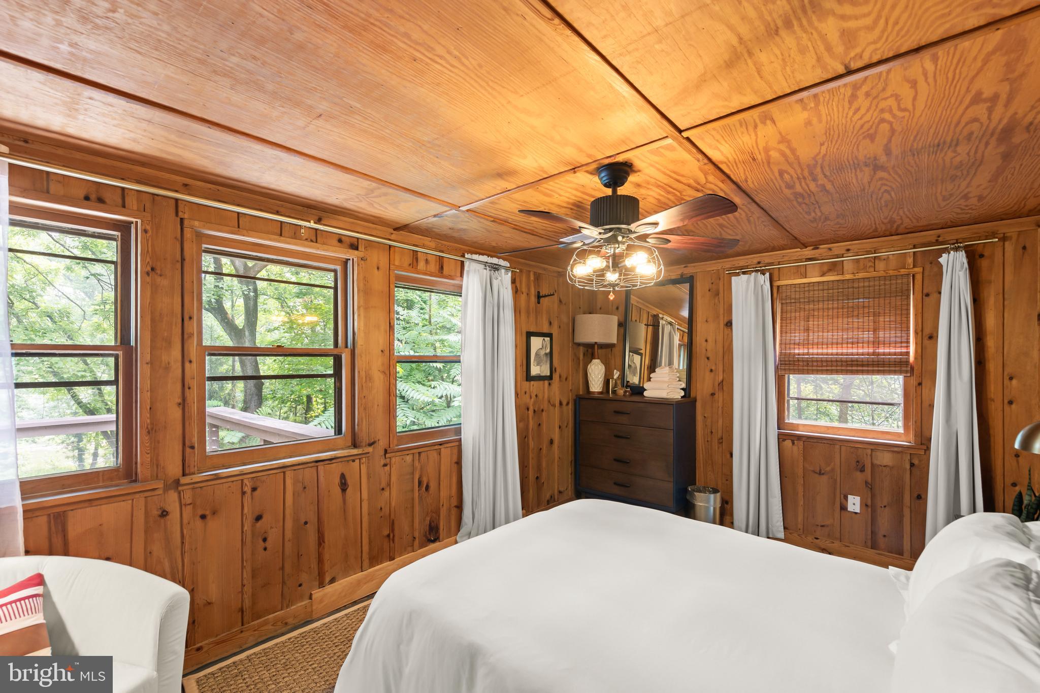 CEDAR POINT - Residential