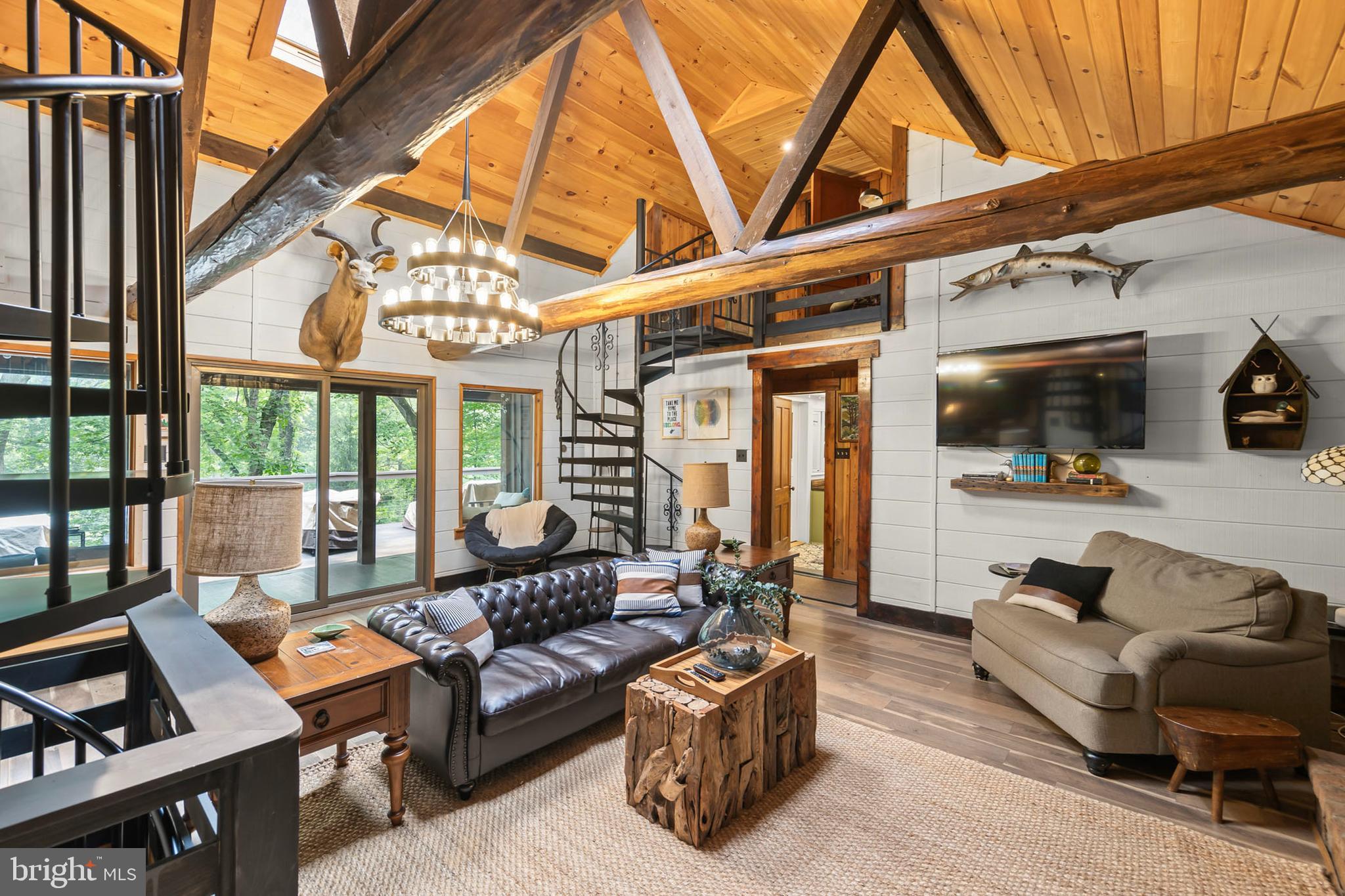 CEDAR POINT - Residential