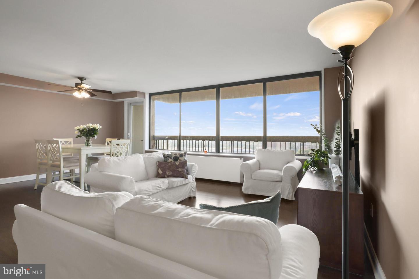 SKYLINE PLAZA - Residential