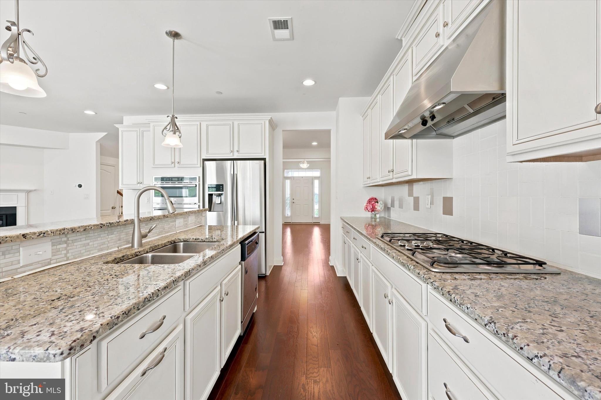 GRANDE AT MUIRWOOD H - Residential