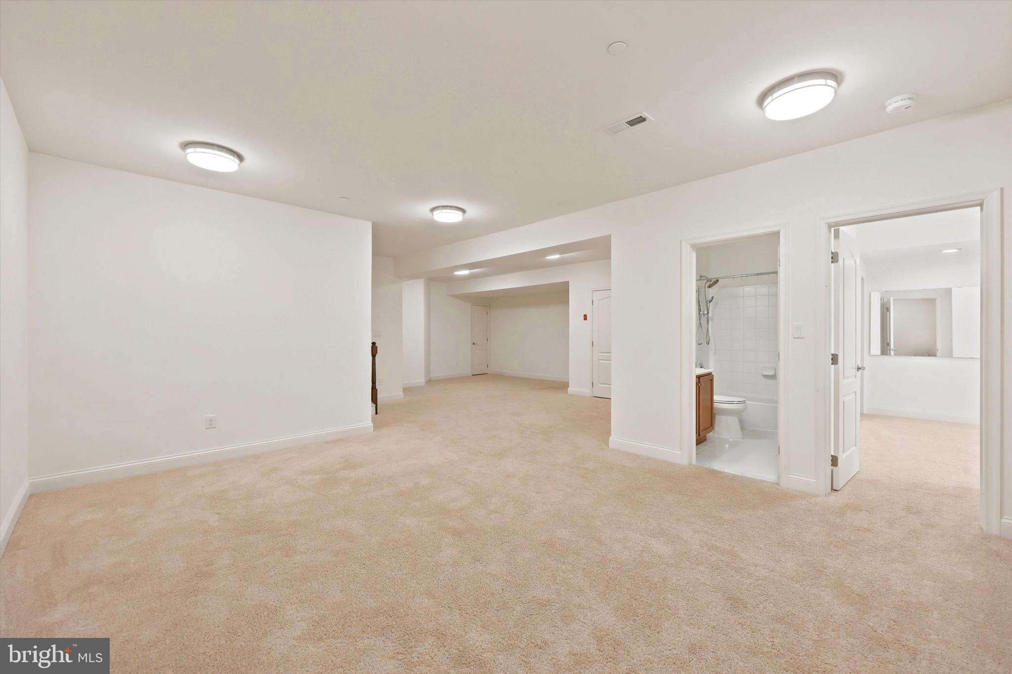 GRANDE AT MUIRWOOD H - Residential