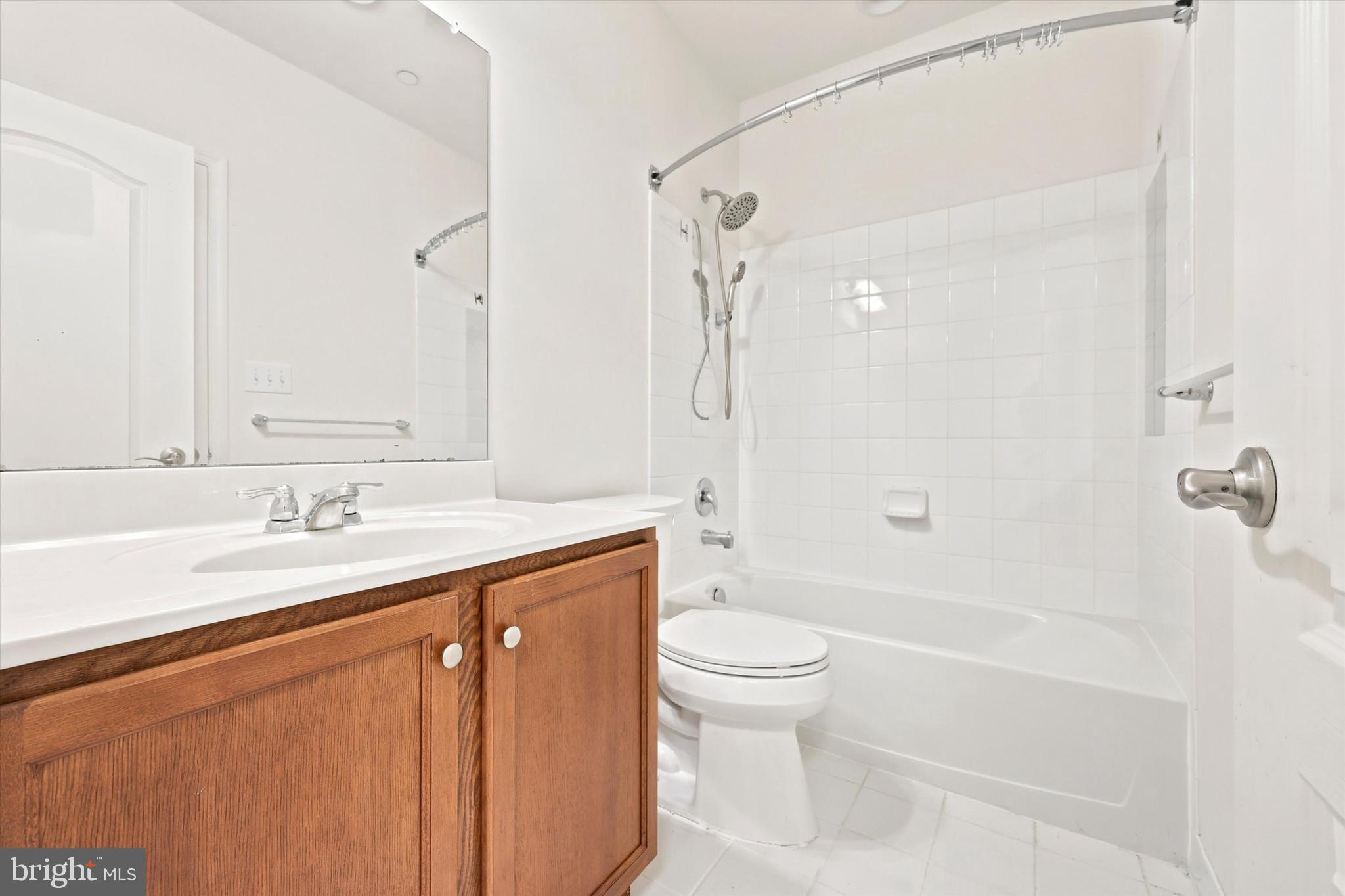 GRANDE AT MUIRWOOD H - Residential