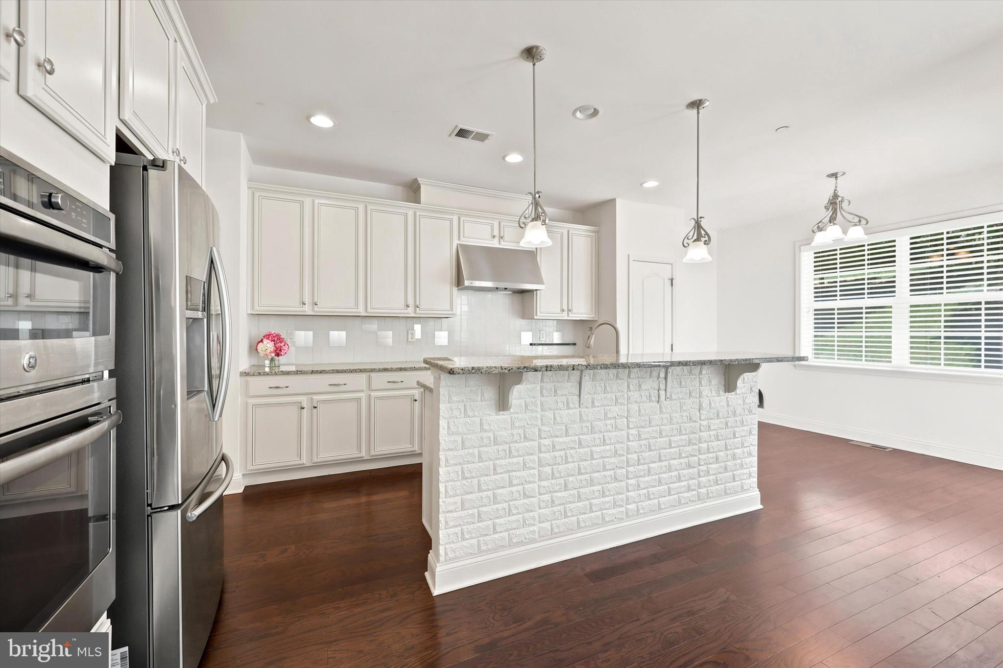 GRANDE AT MUIRWOOD H - Residential