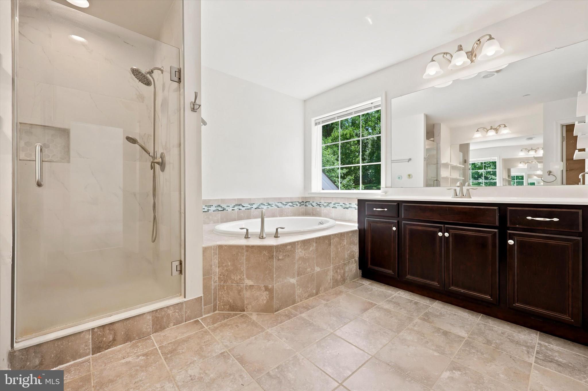 GRANDE AT MUIRWOOD H - Residential
