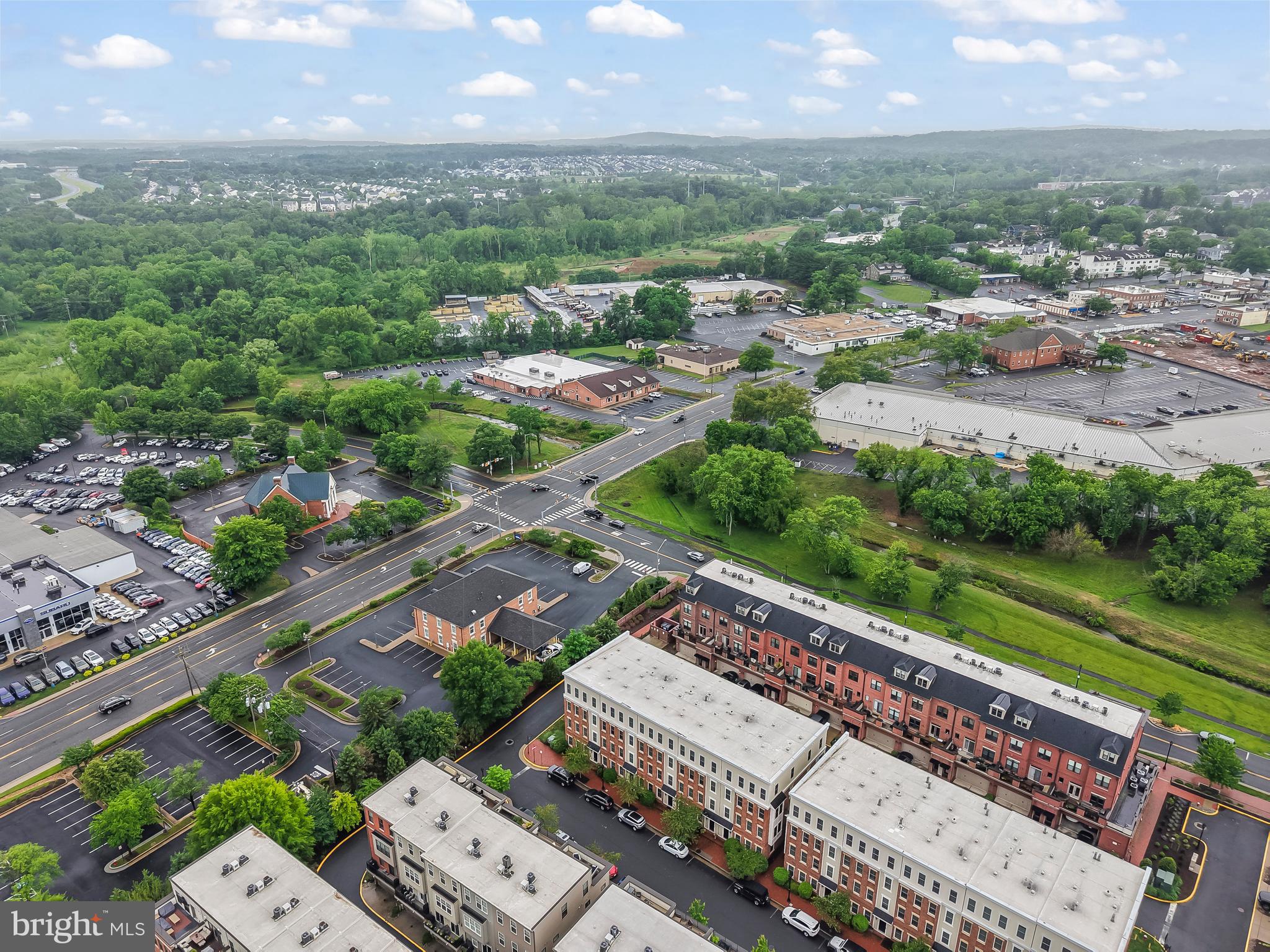 CRESCENT PLACE - Residential