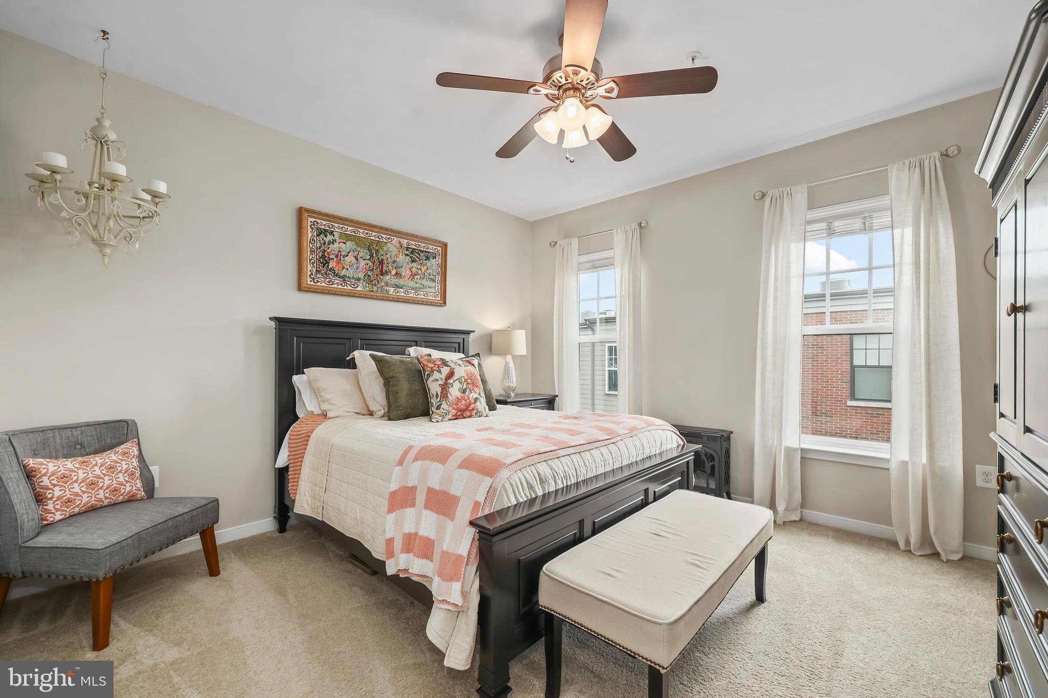 CRESCENT PLACE - Residential
