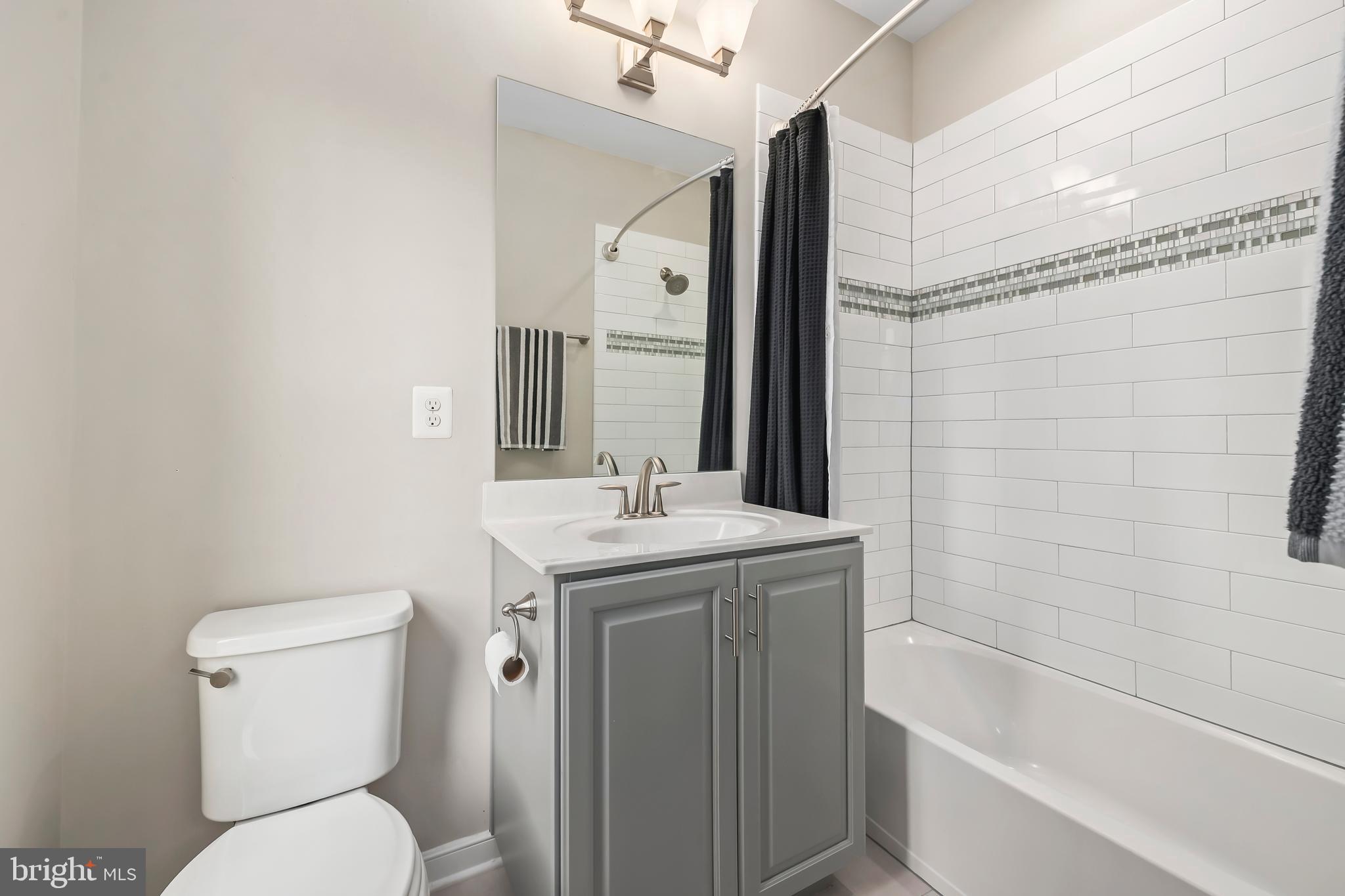 CRESCENT PLACE - Residential