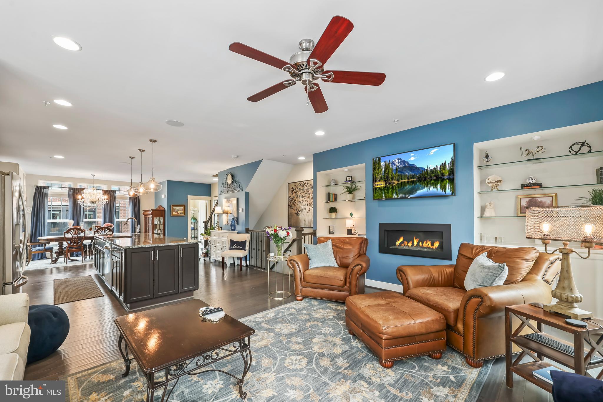CRESCENT PLACE - Residential