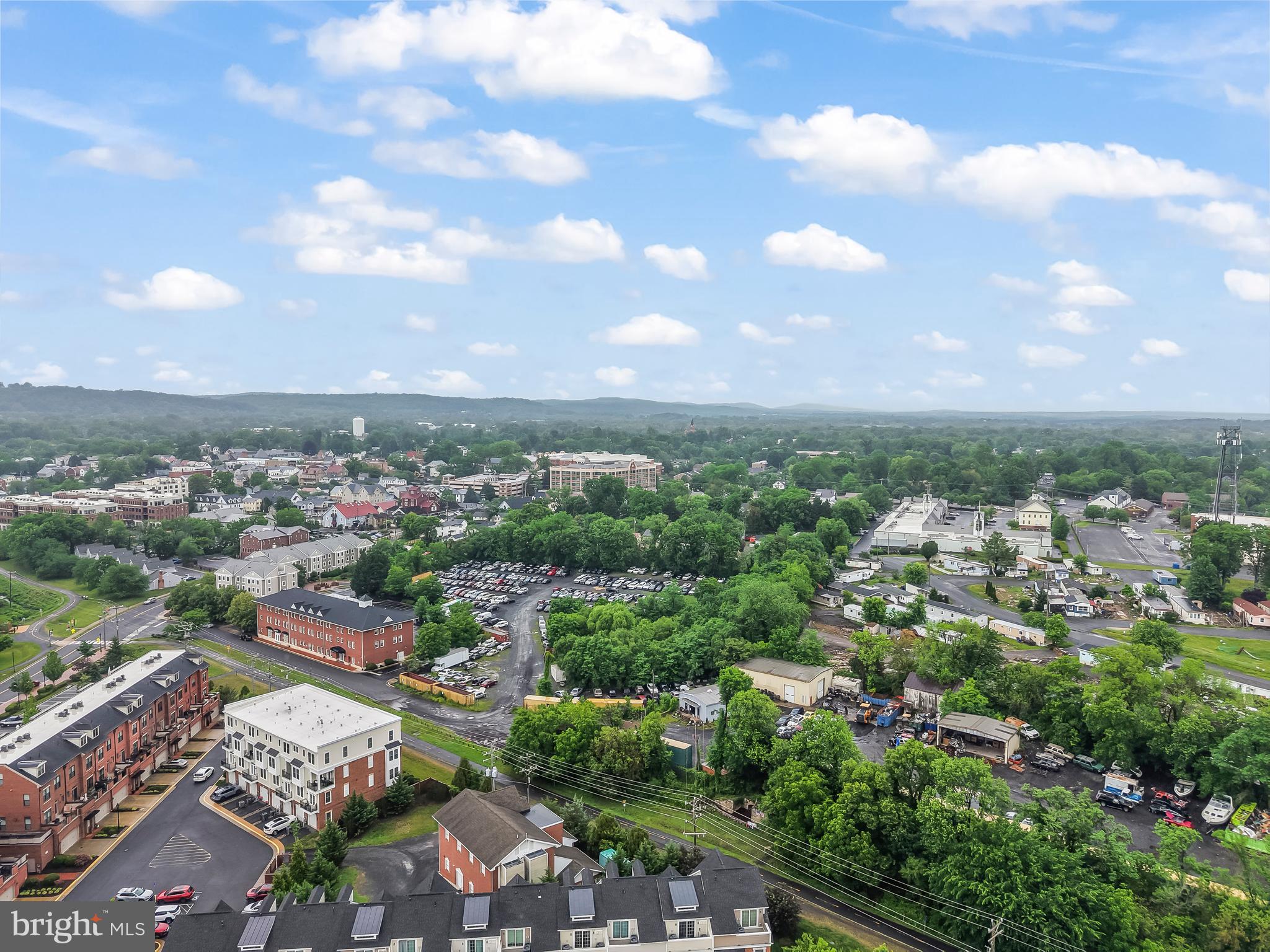 CRESCENT PLACE - Residential