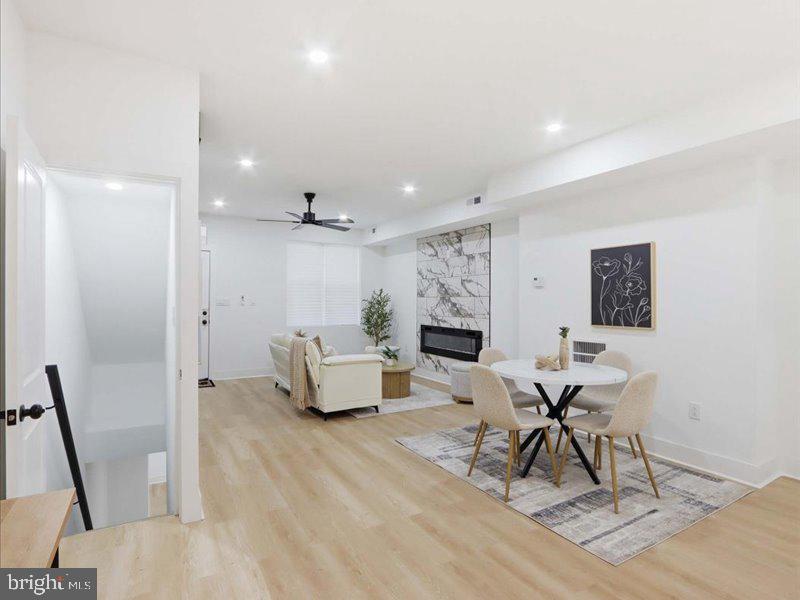 WAVERLY - Residential