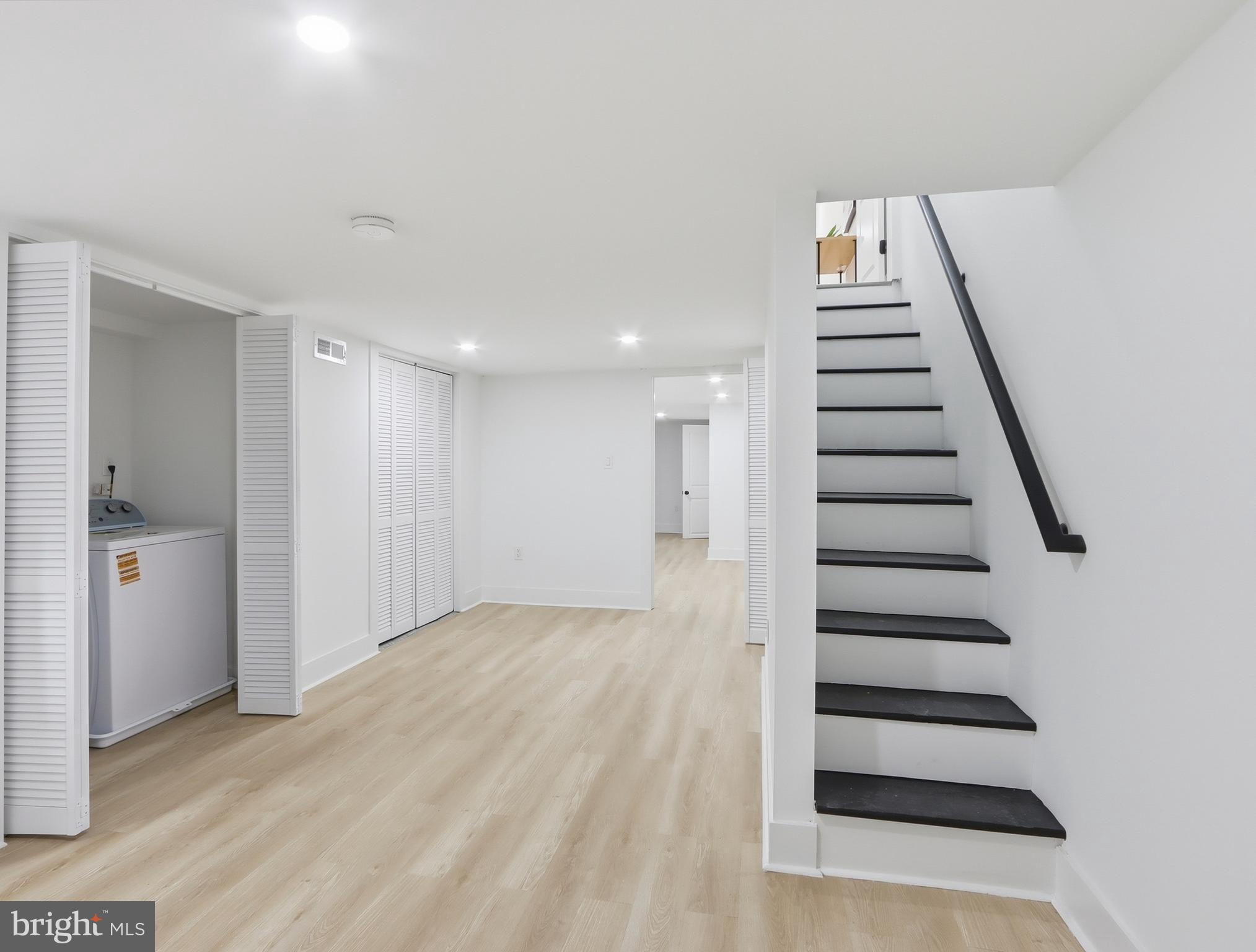WAVERLY - Residential