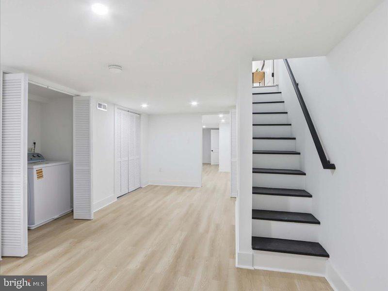 WAVERLY - Residential