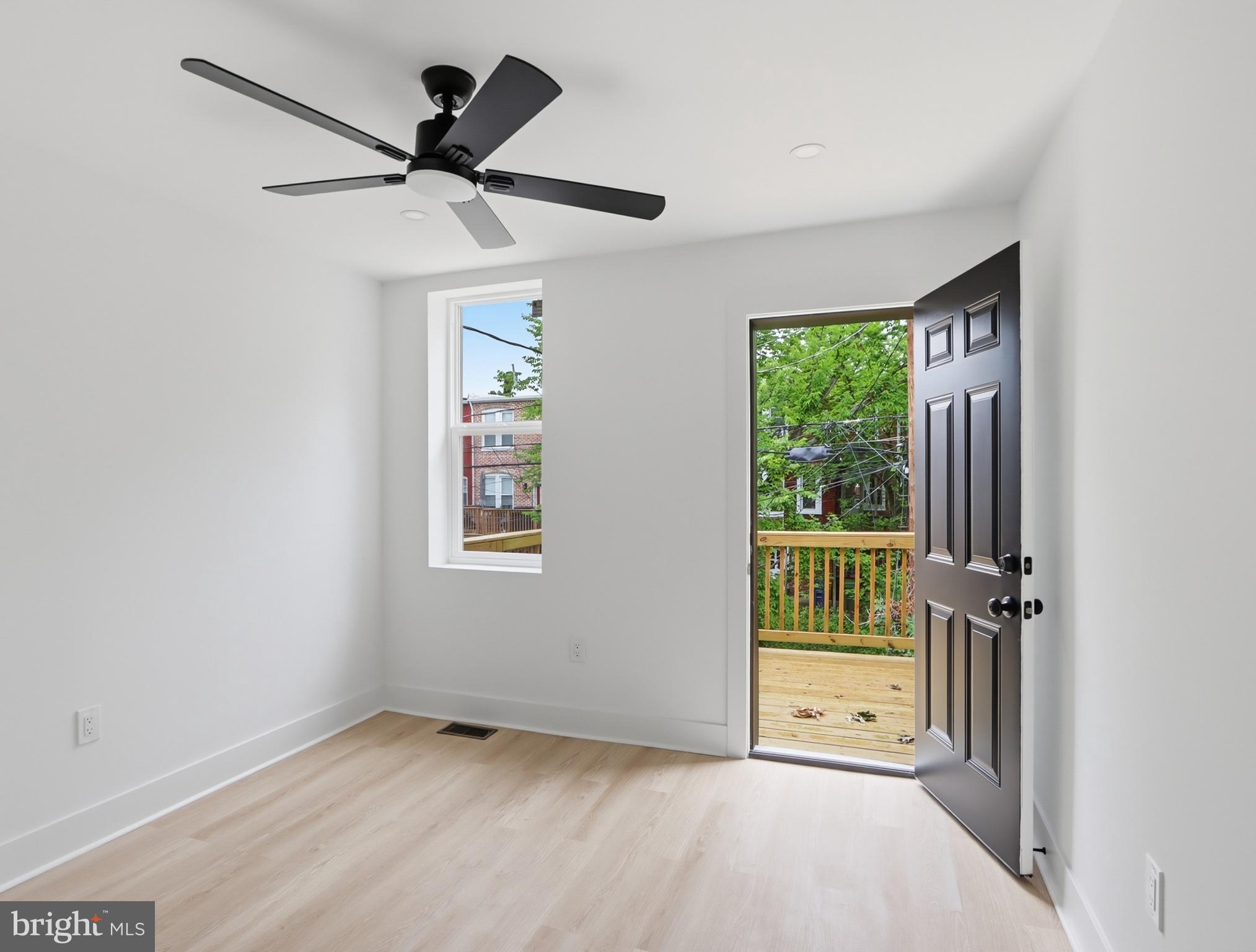 WAVERLY - Residential