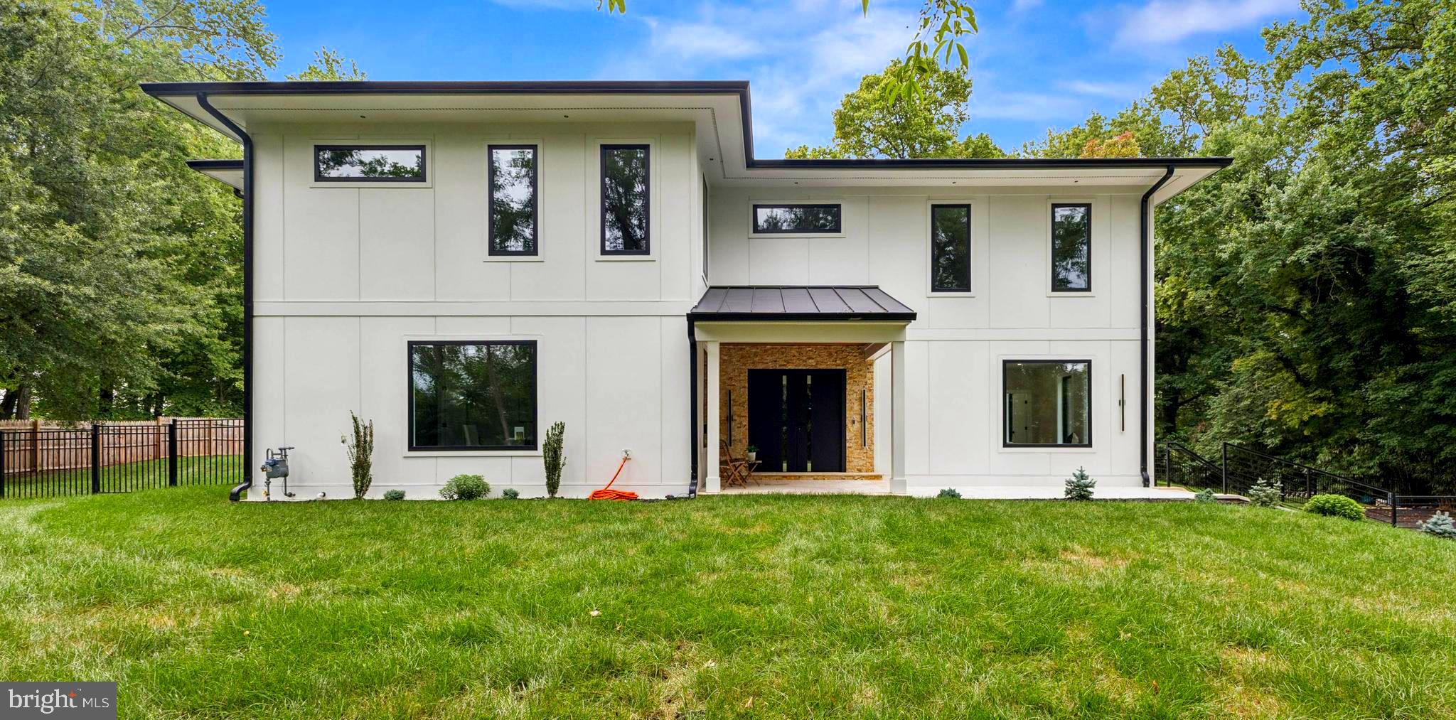 BROOK HILLS ESTATE - Residential